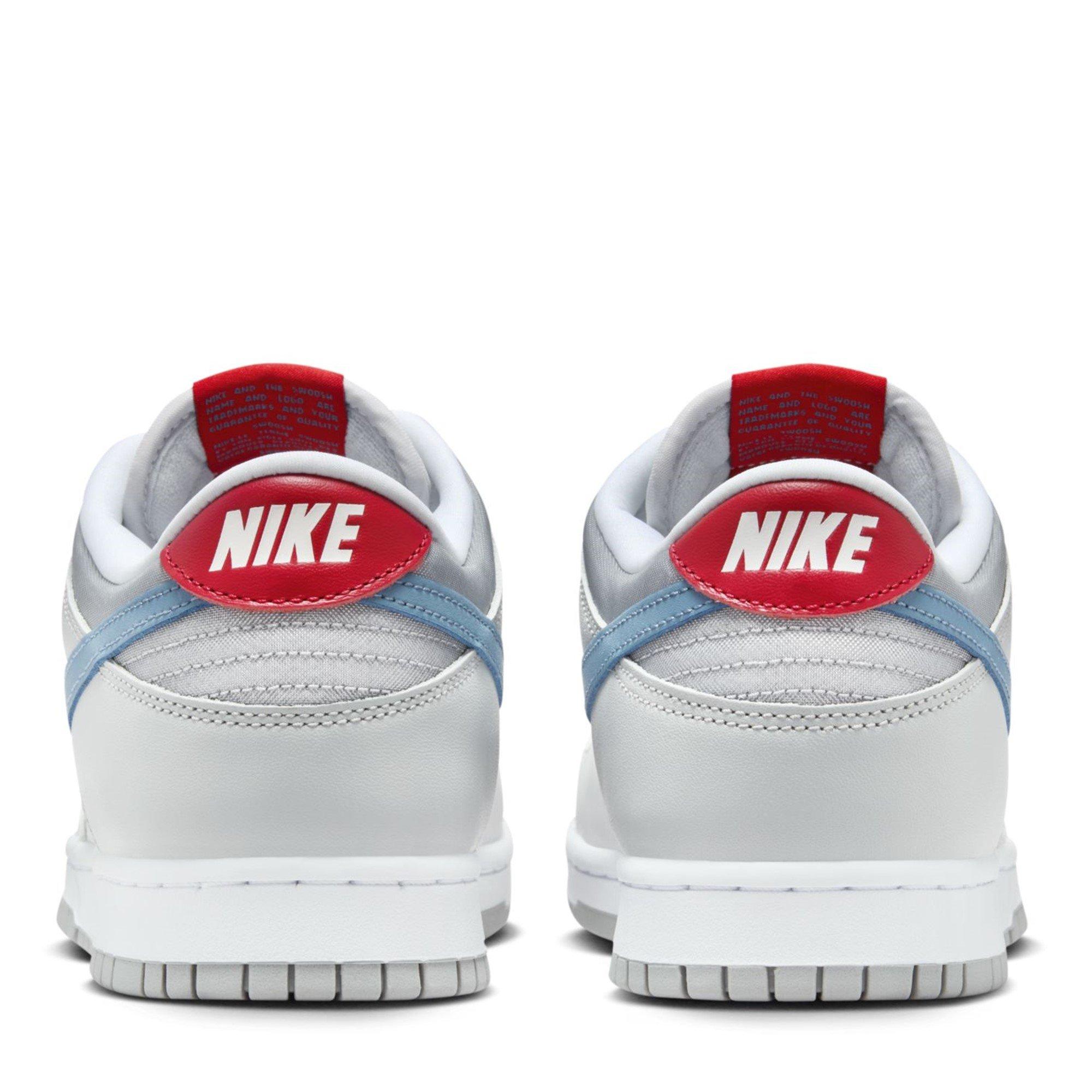 Met Silver - Nike - Dunk Low Silver Surfer Sneakers - 6