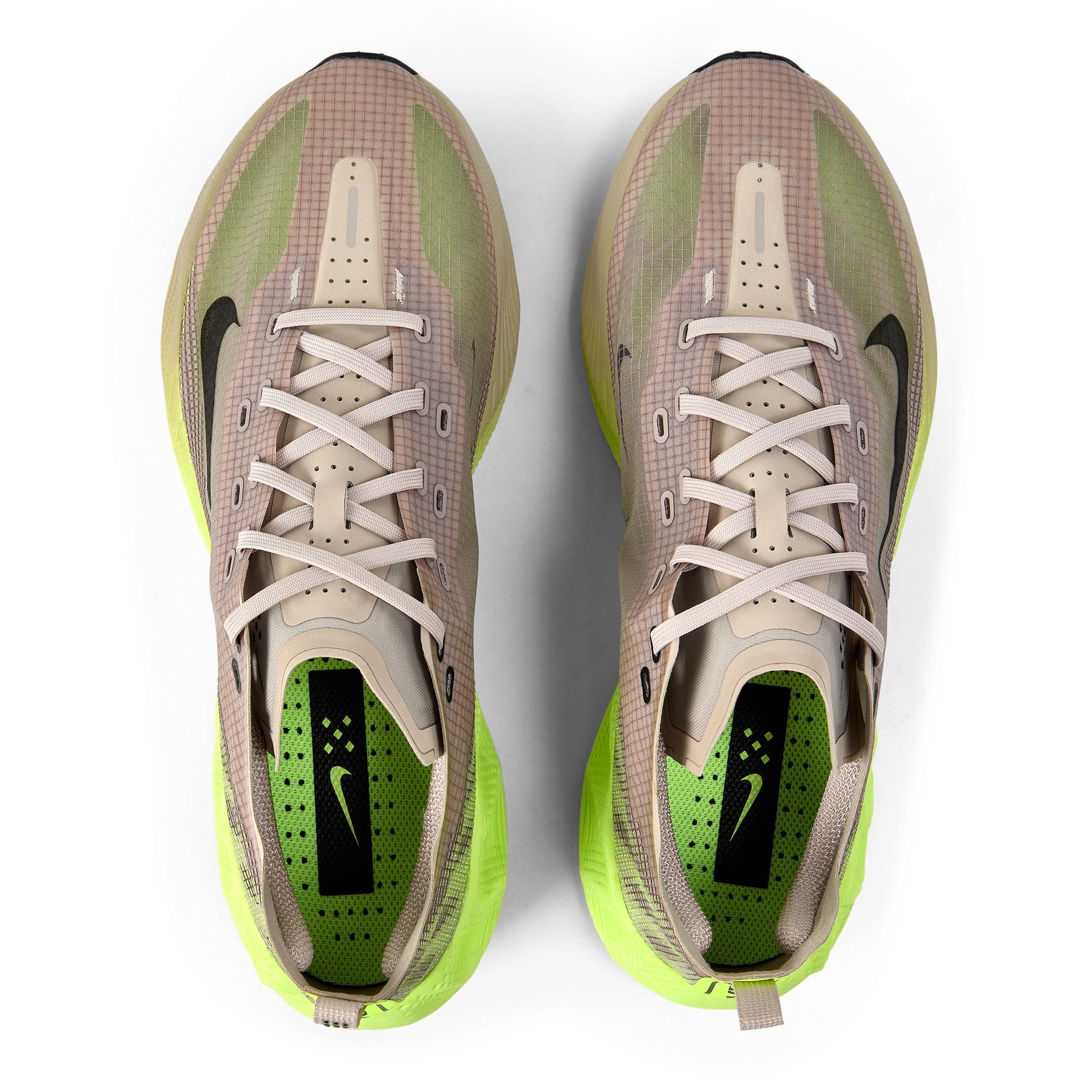 Volt/Cream - Nike - Men's Trainers - 4