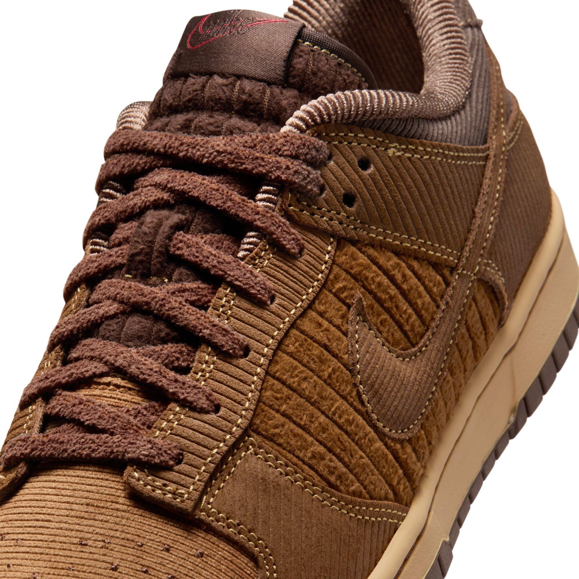 British Tan - Nike - Men's Low-Top Trainers - 7