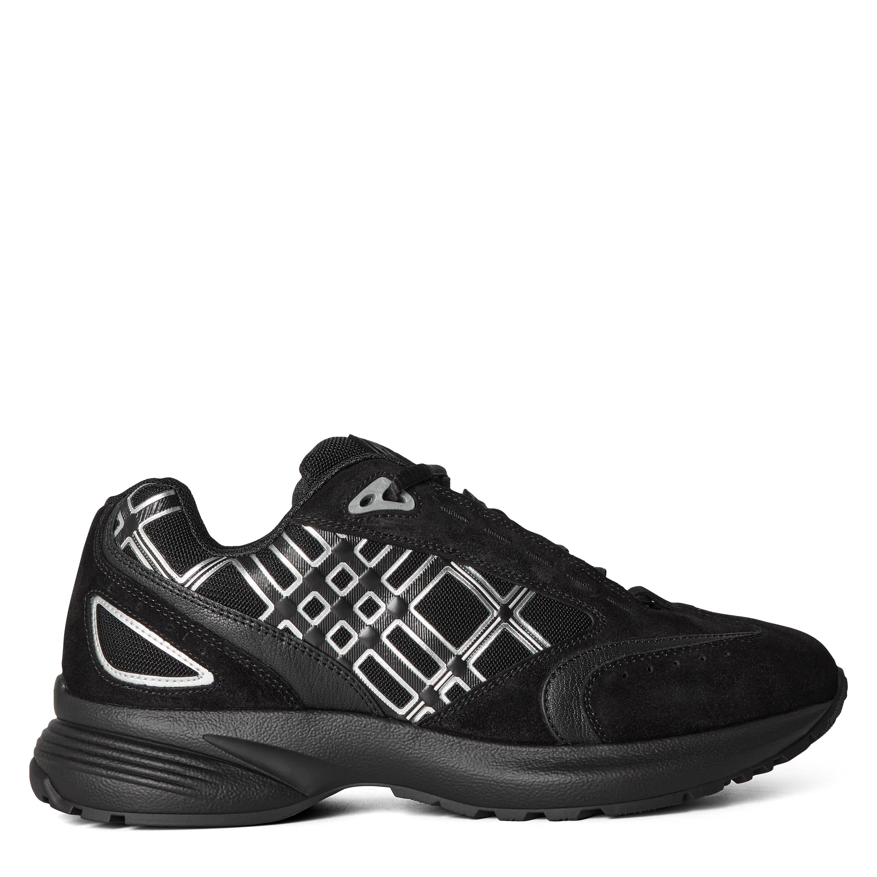 Burberry Burb Eclipse Runner Sn64
