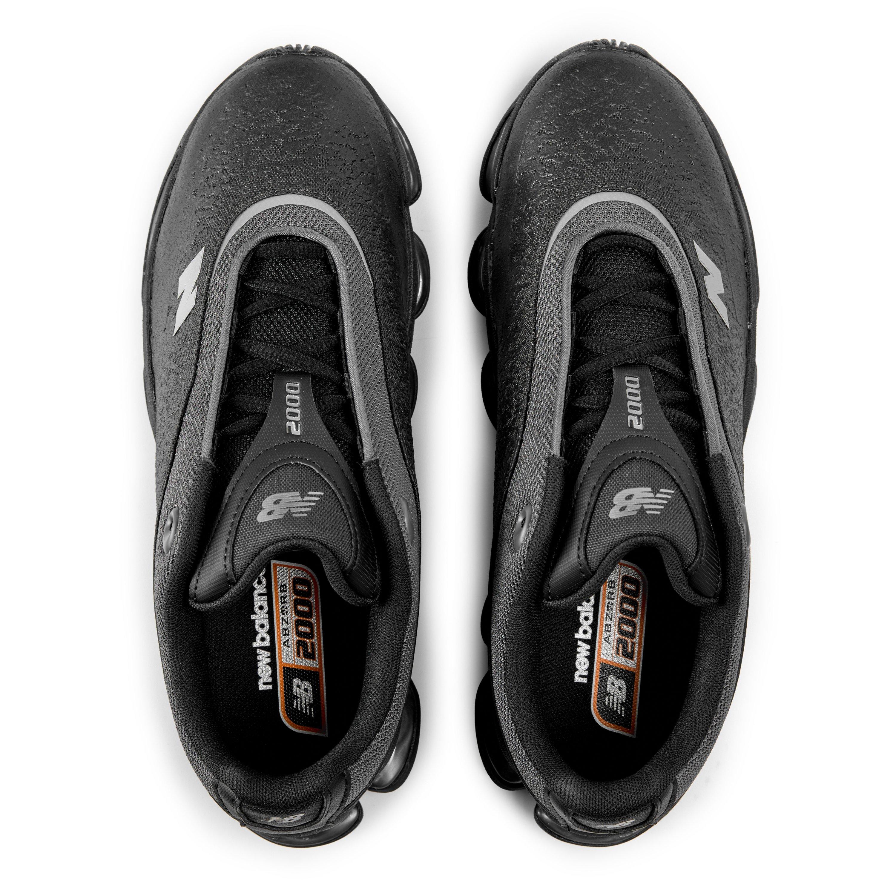 Black/Magnet - New Balance - Men's 2000S Mesh Runners - 6