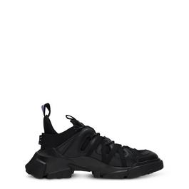 MCQ Descender Trainers