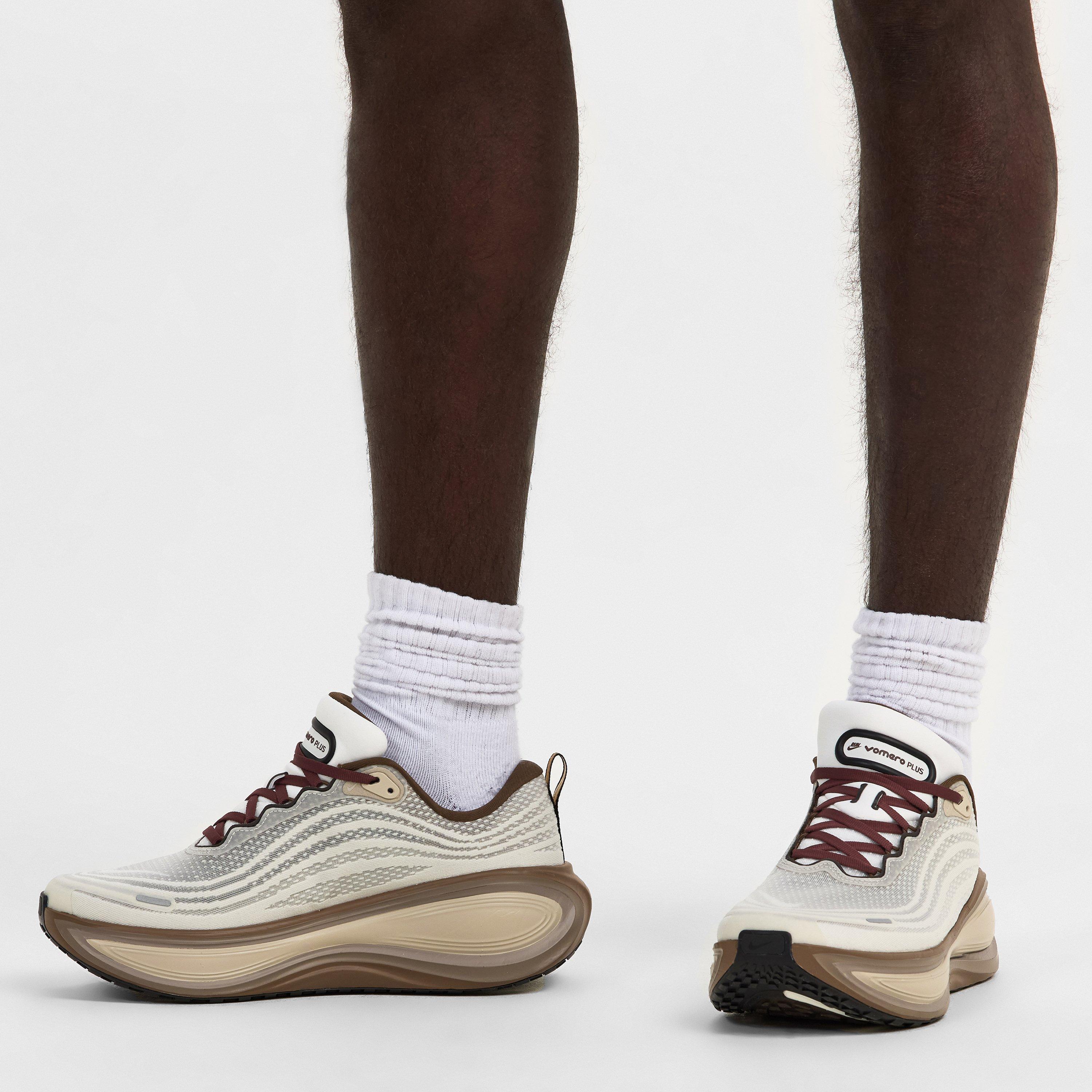 Noir/Pecan - Nike - Nike Vomero Plus Qs Sn61 - 3