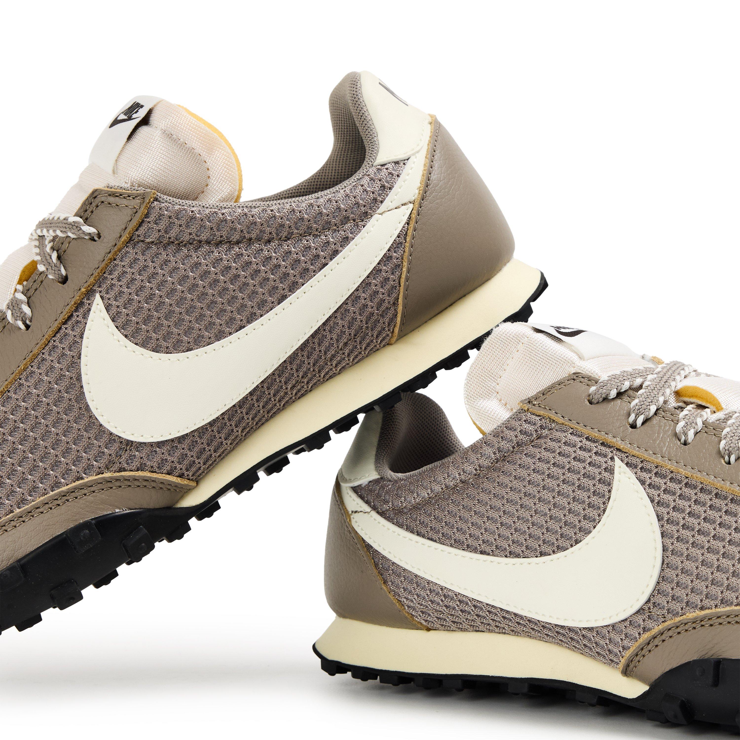 Moon Fossil - Nike - Men's Air Force Runners - 3