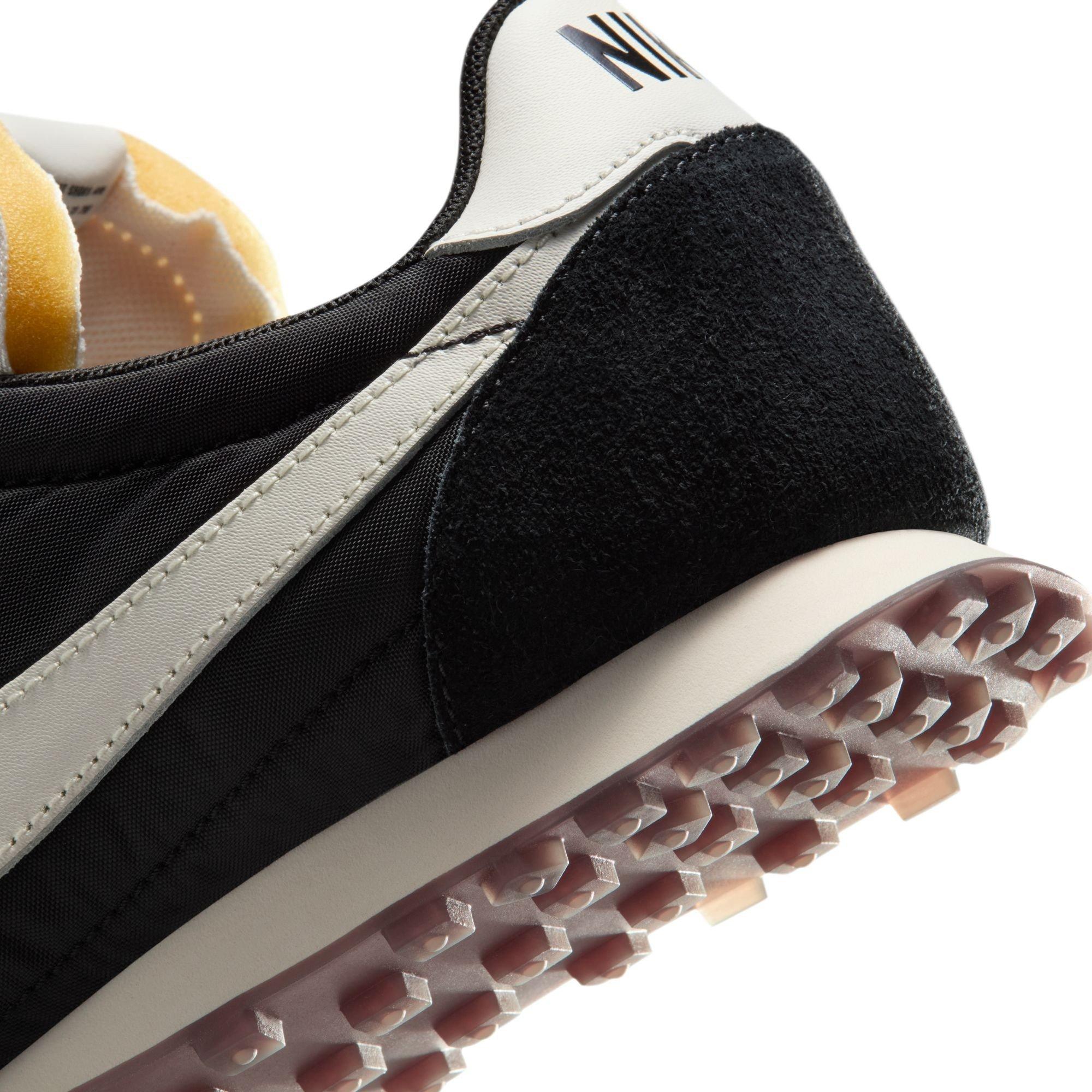 Black/Sail - Nike - Mens Nike Waffle Racer SE - 8