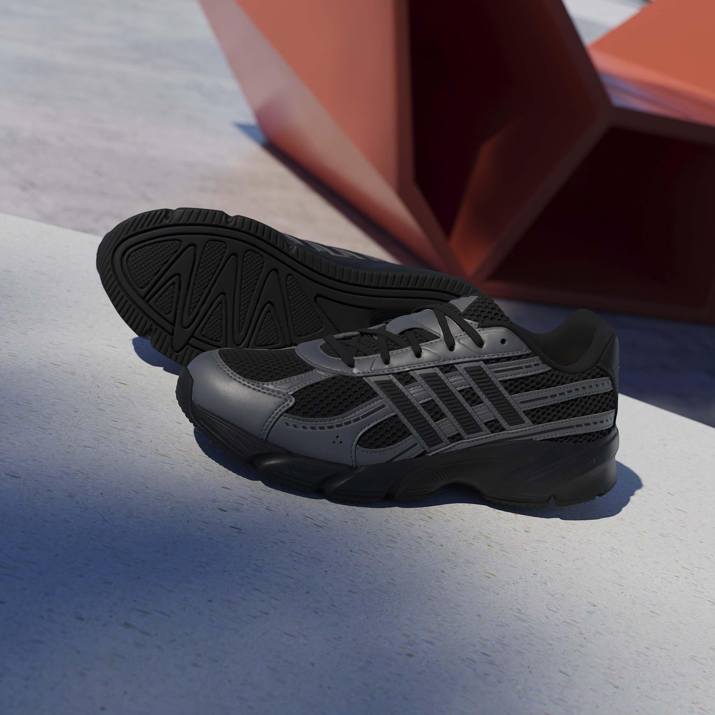 Black/Iron Met - adidas - Technochaos 2000 Mens Shoes - 11