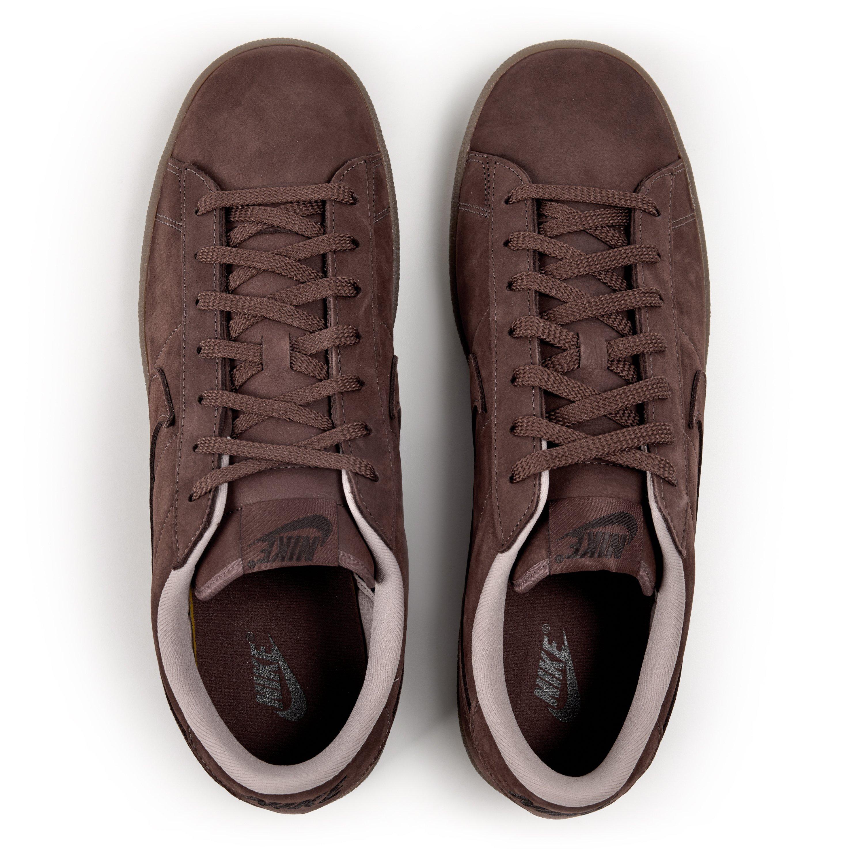 Chocolate - Nike - Men's Tennis Classic Leather Low-Top Trainers - 4