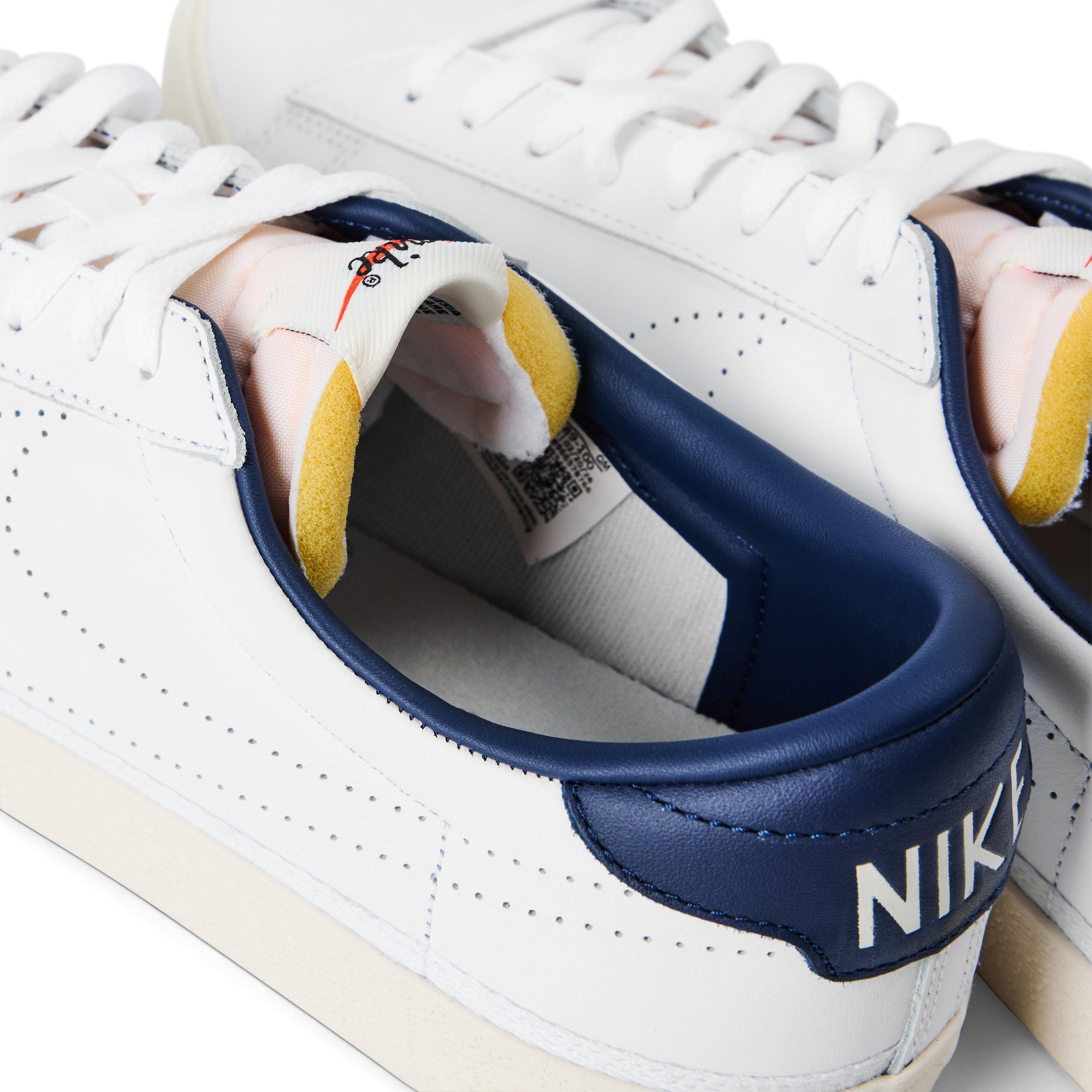 White/Midnight - Nike - Men's Tennis Classic Leather Low-Top Trainers - 3