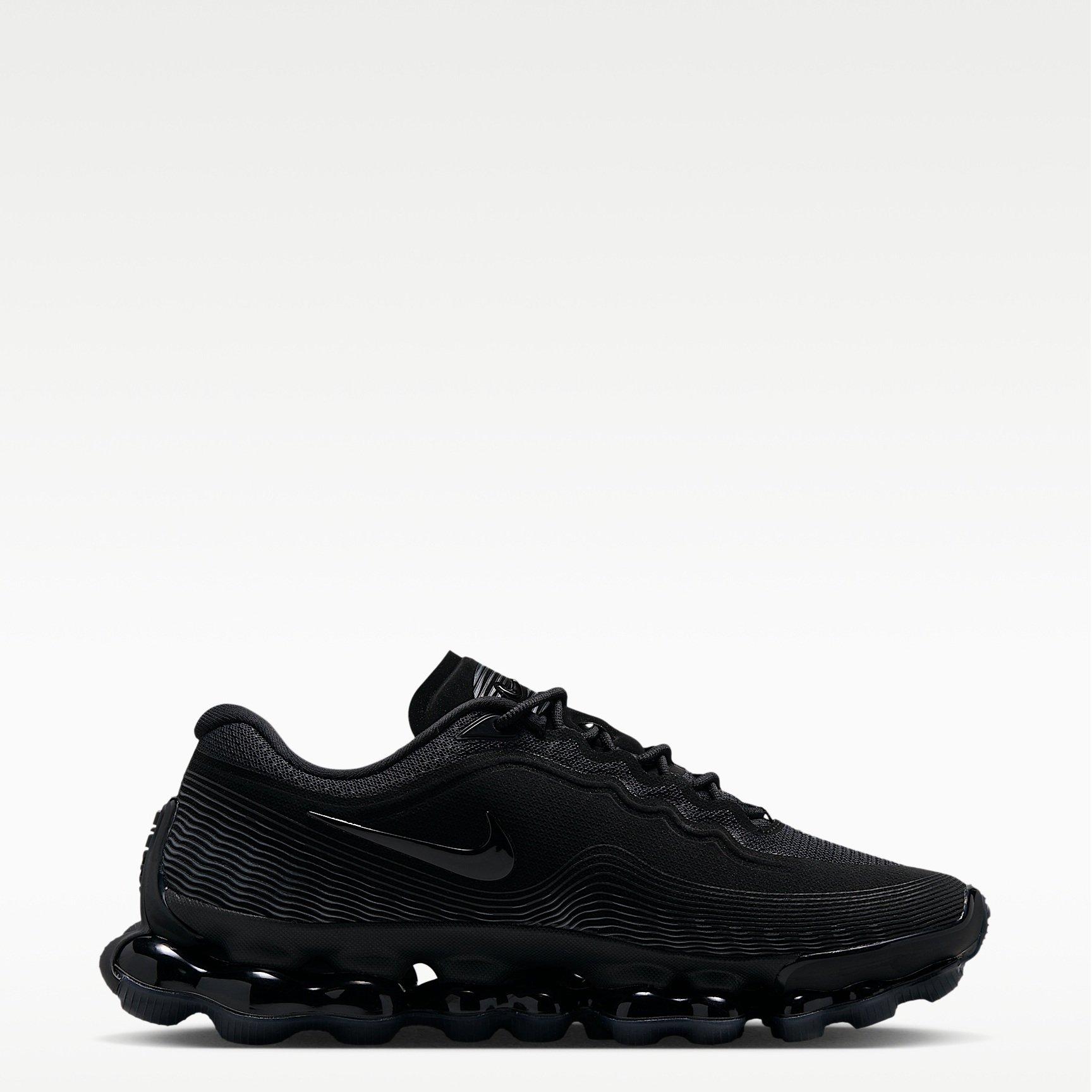 Nike Men's Air Liquid Max Breathable Mesh Runners