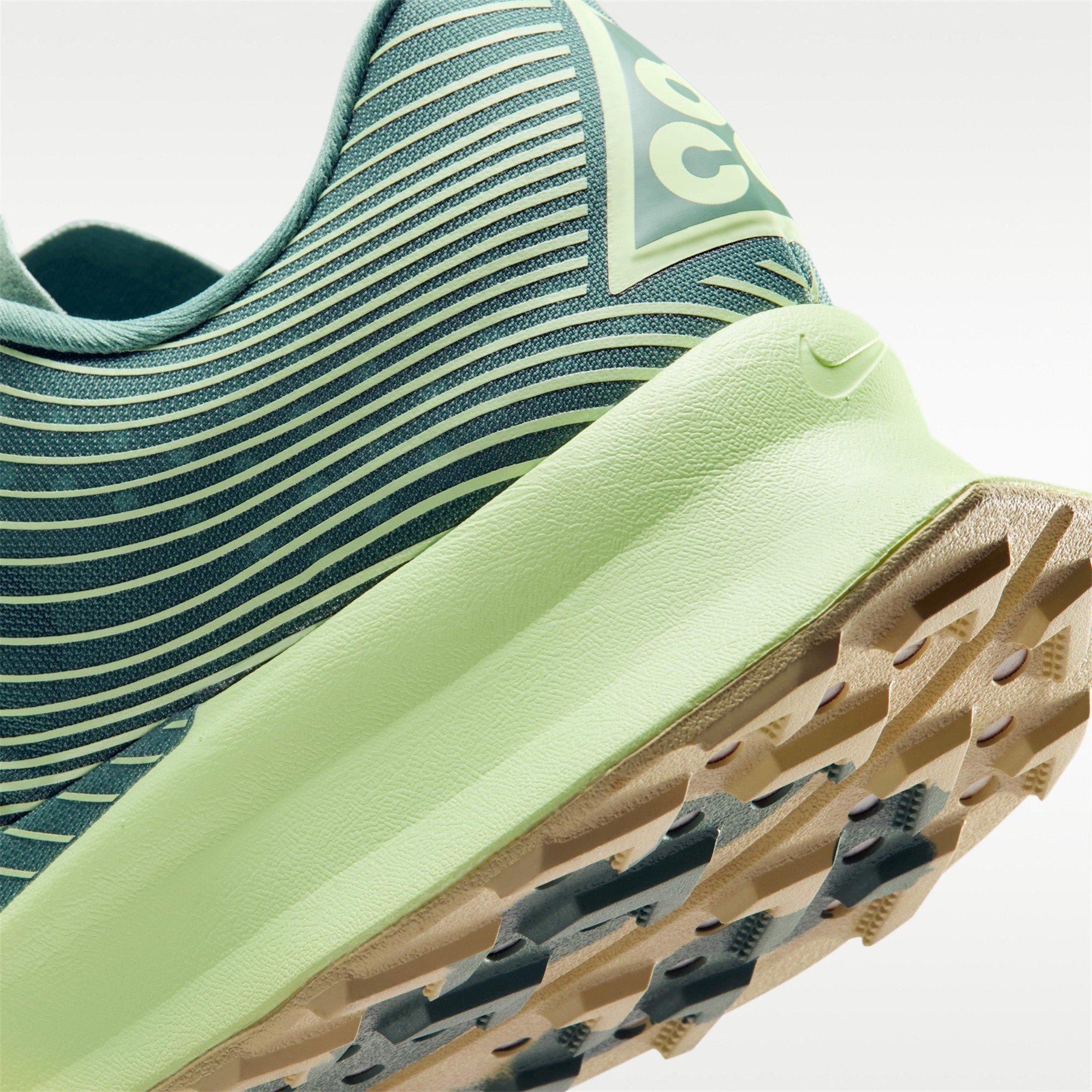 Dutch Green - Nike - Men's ACG Ultrafly SP Trainers - 8