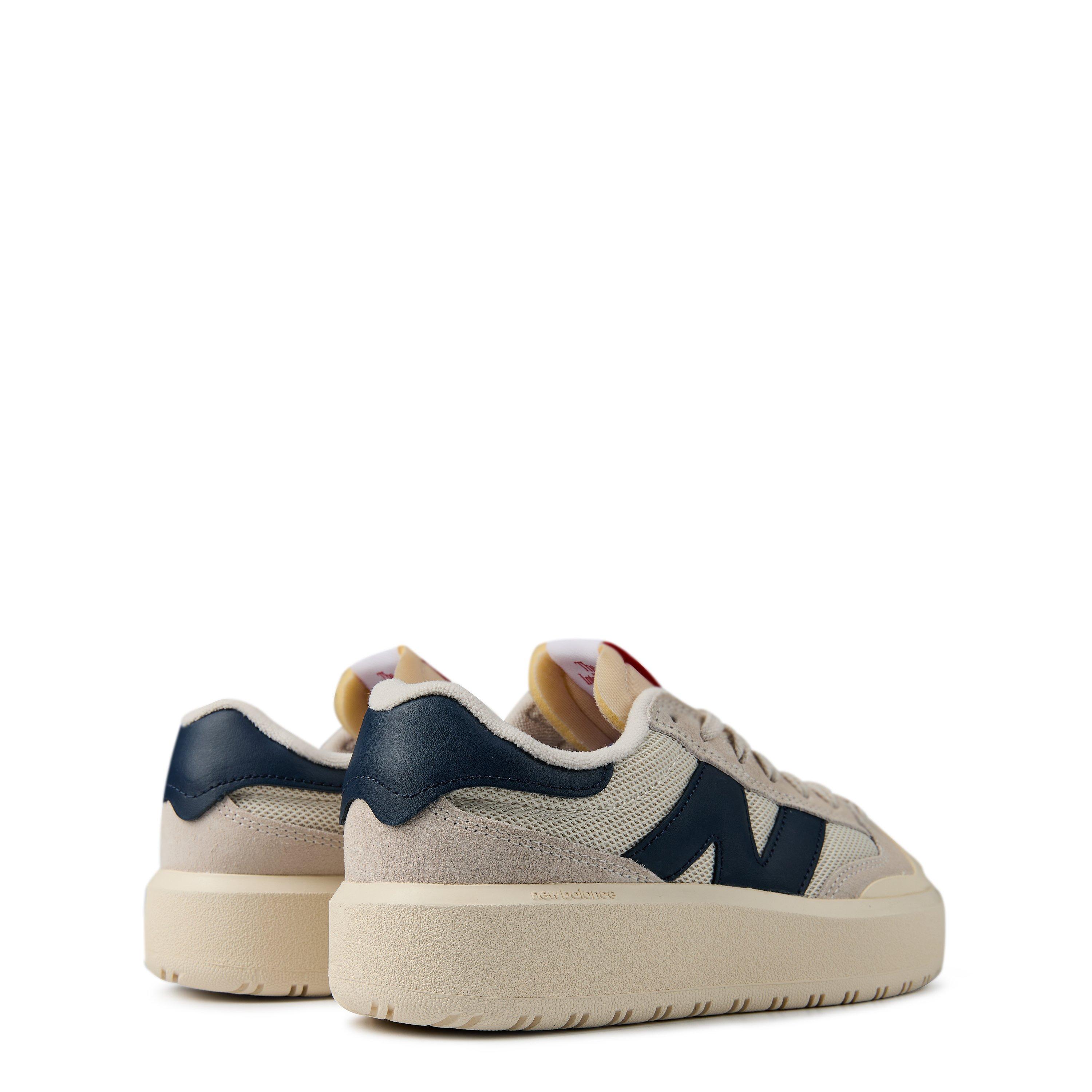 Moon(121) - New Balance - Ct302 Shoes - 5