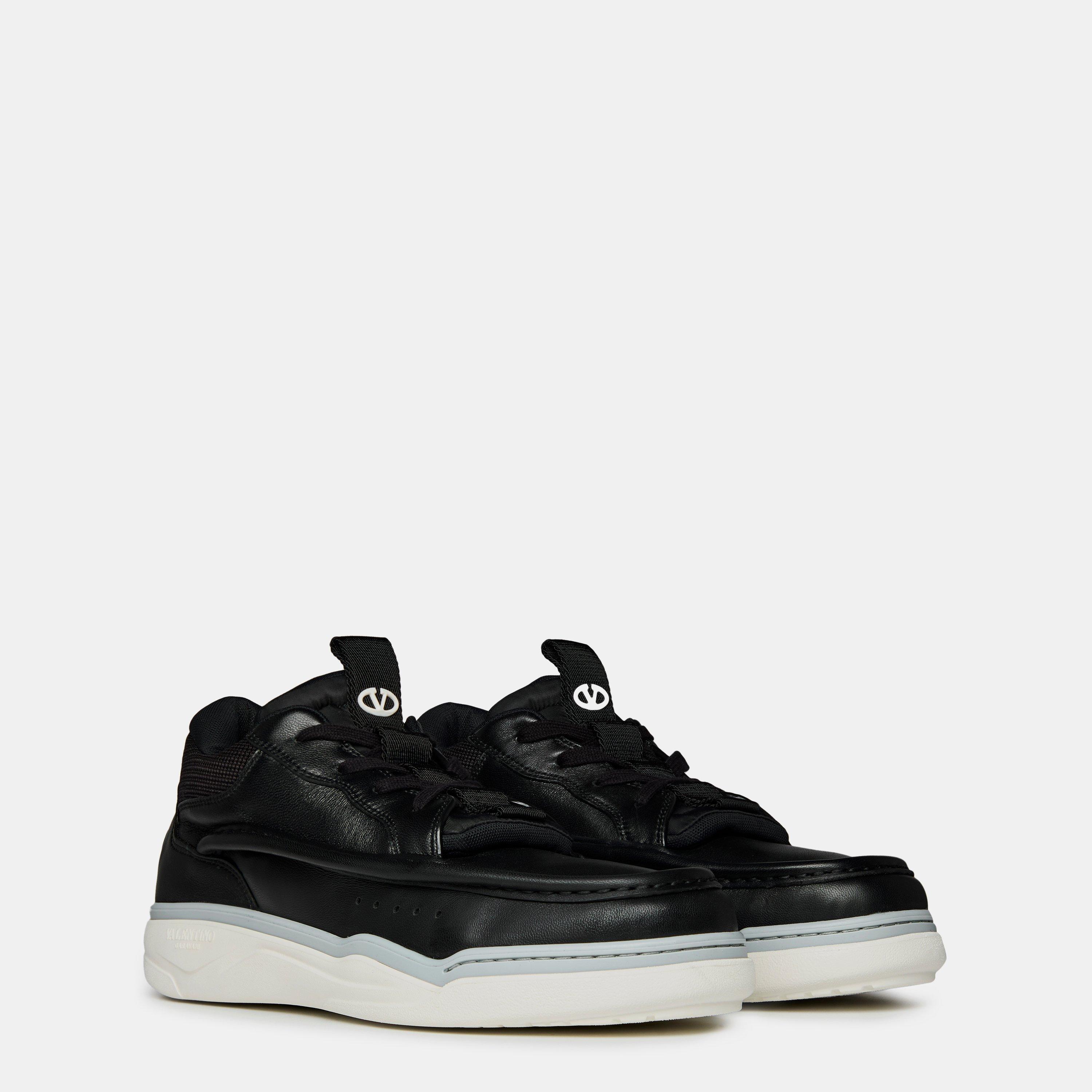 Nero - Valentino Garavani - Leather Sneakers - 4