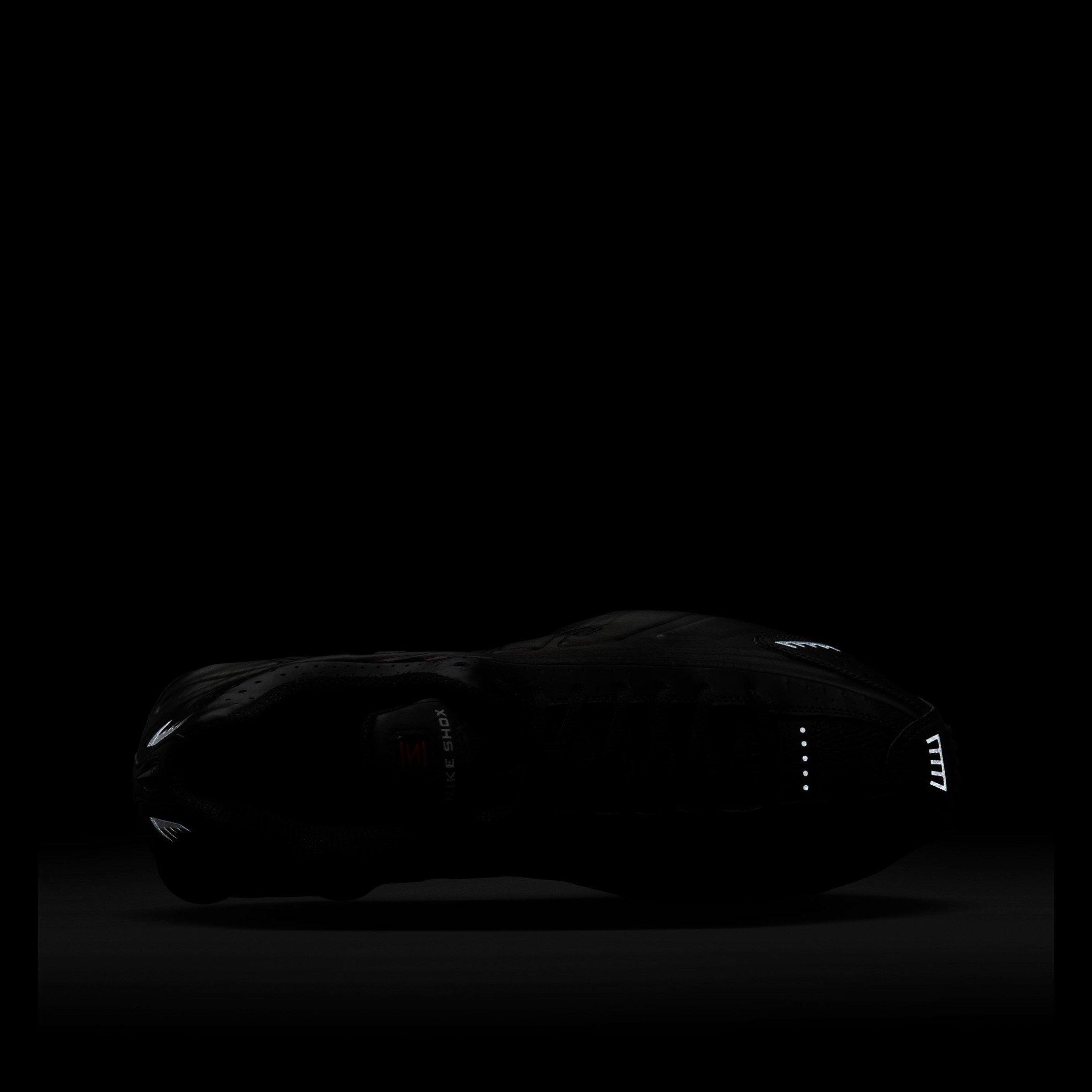 Nero/Nero - Nike - Shox R4 Low Trainers - 11