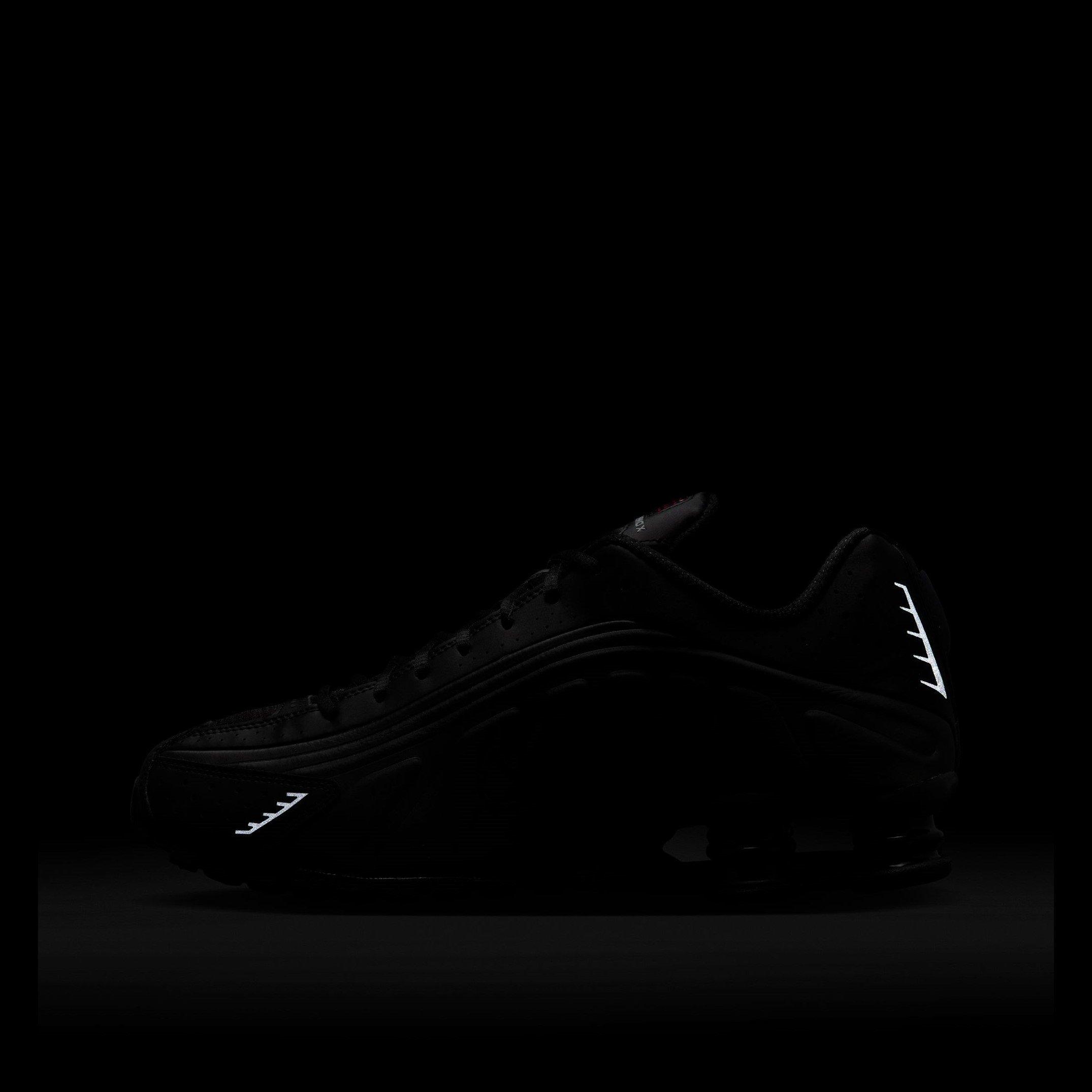 Nero/Nero - Nike - Shox R4 Low Trainers - 12