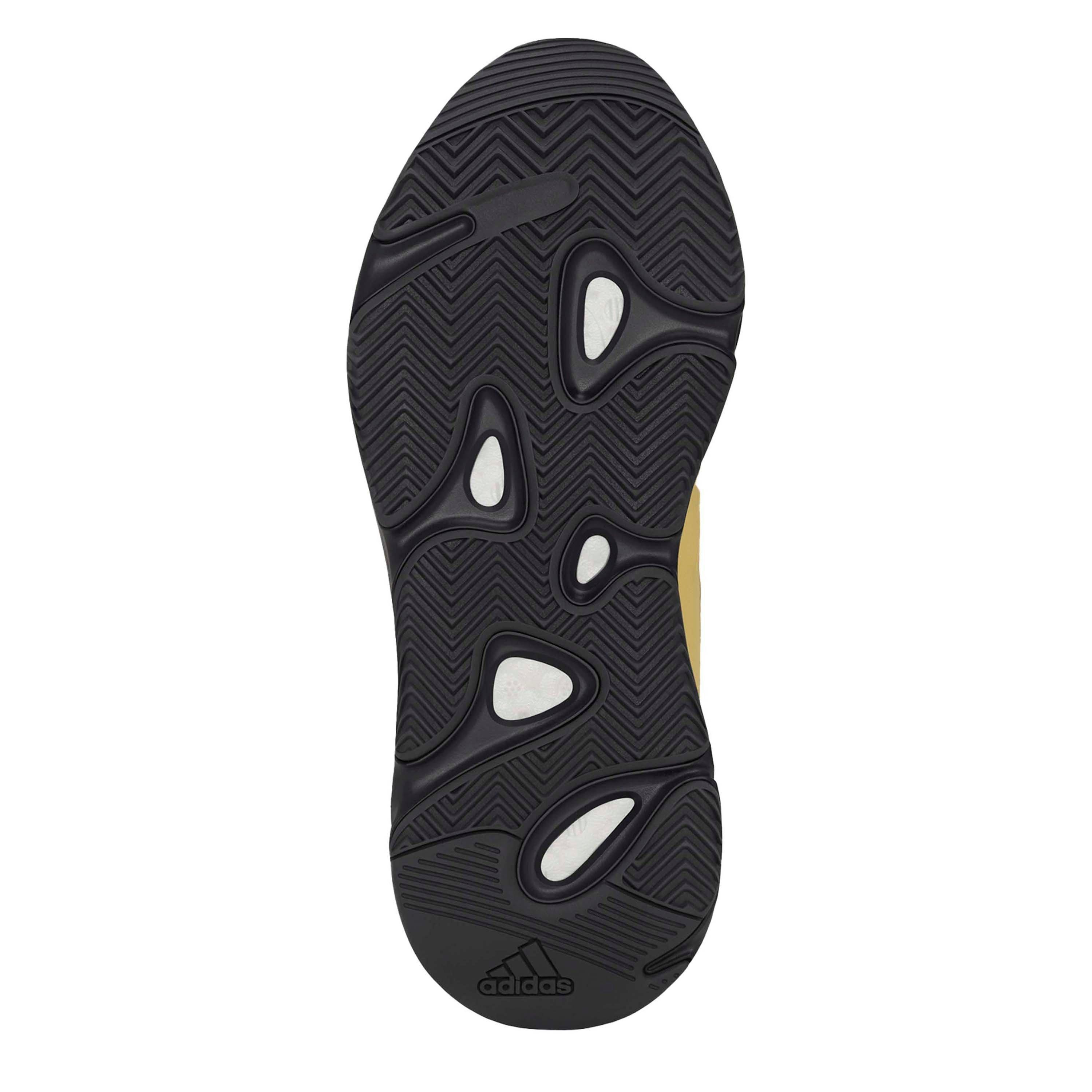 yeezy 700 mnvn honeyflux