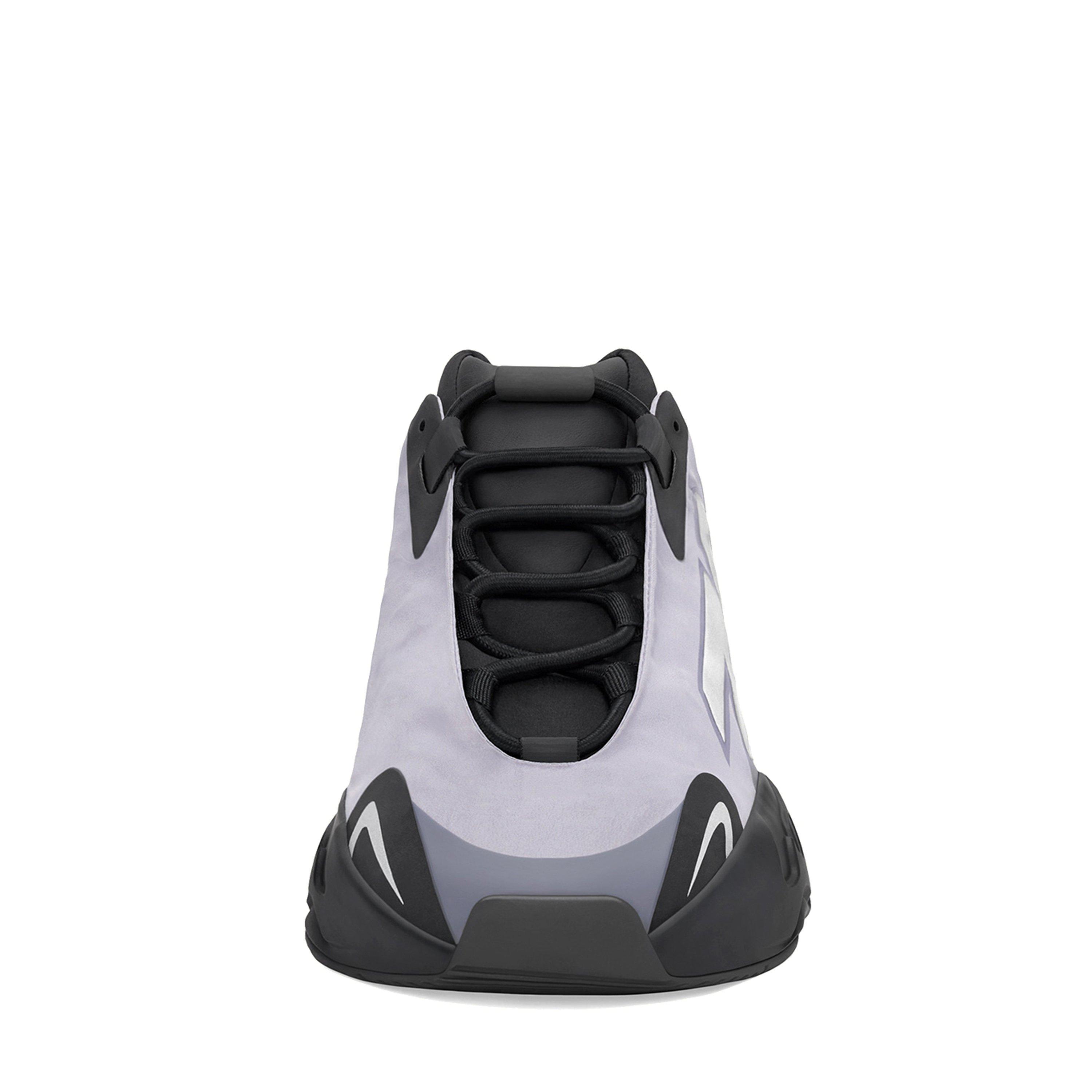 Geoda - Yeezy - 700 MNVN Boost Cushioning Trainers - 3