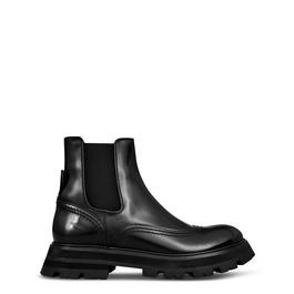 Alexander McQueen Glossed Leather Chelsea Boots