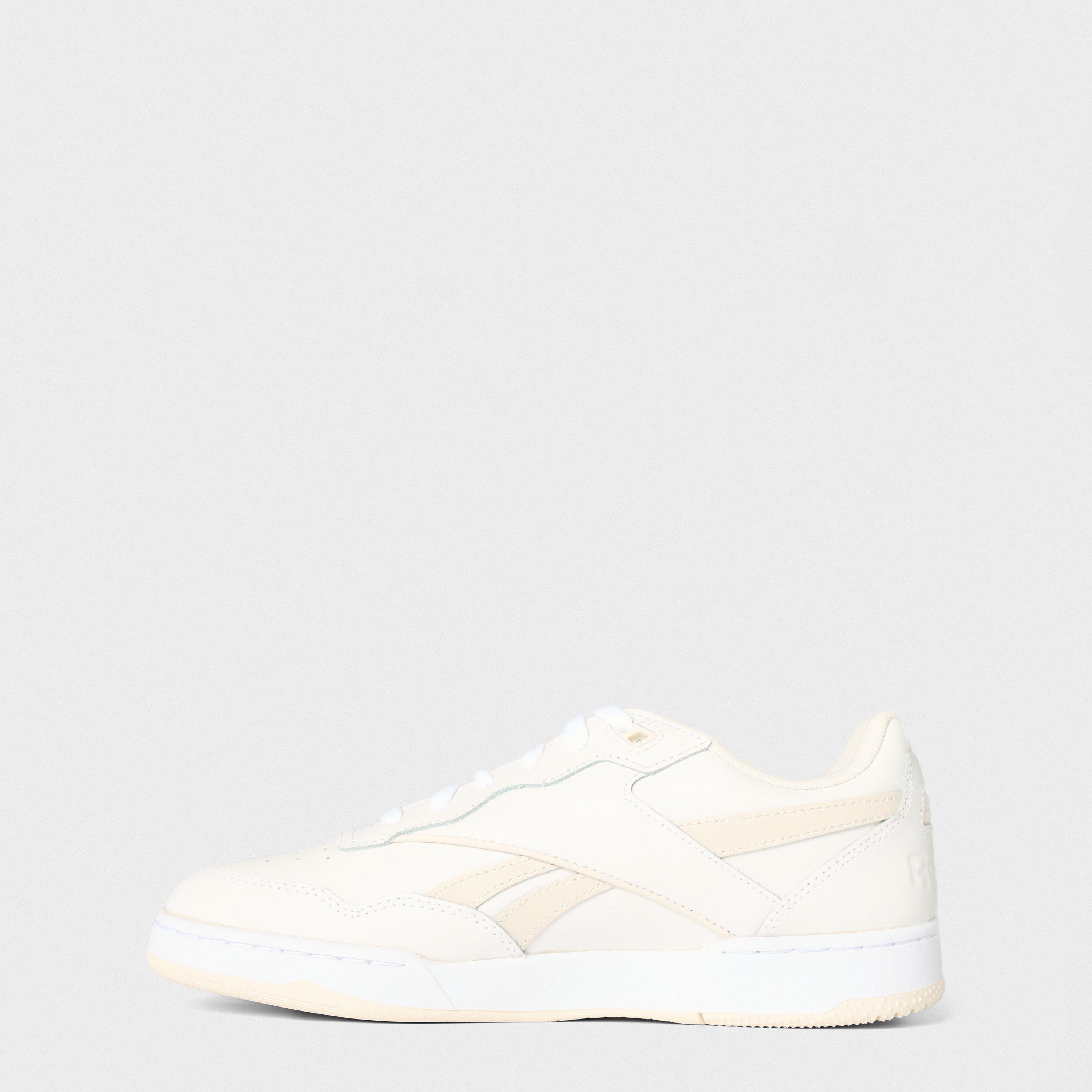 White/Chalk/Bon - Reebok - Classic Low-Top Trainers - 2