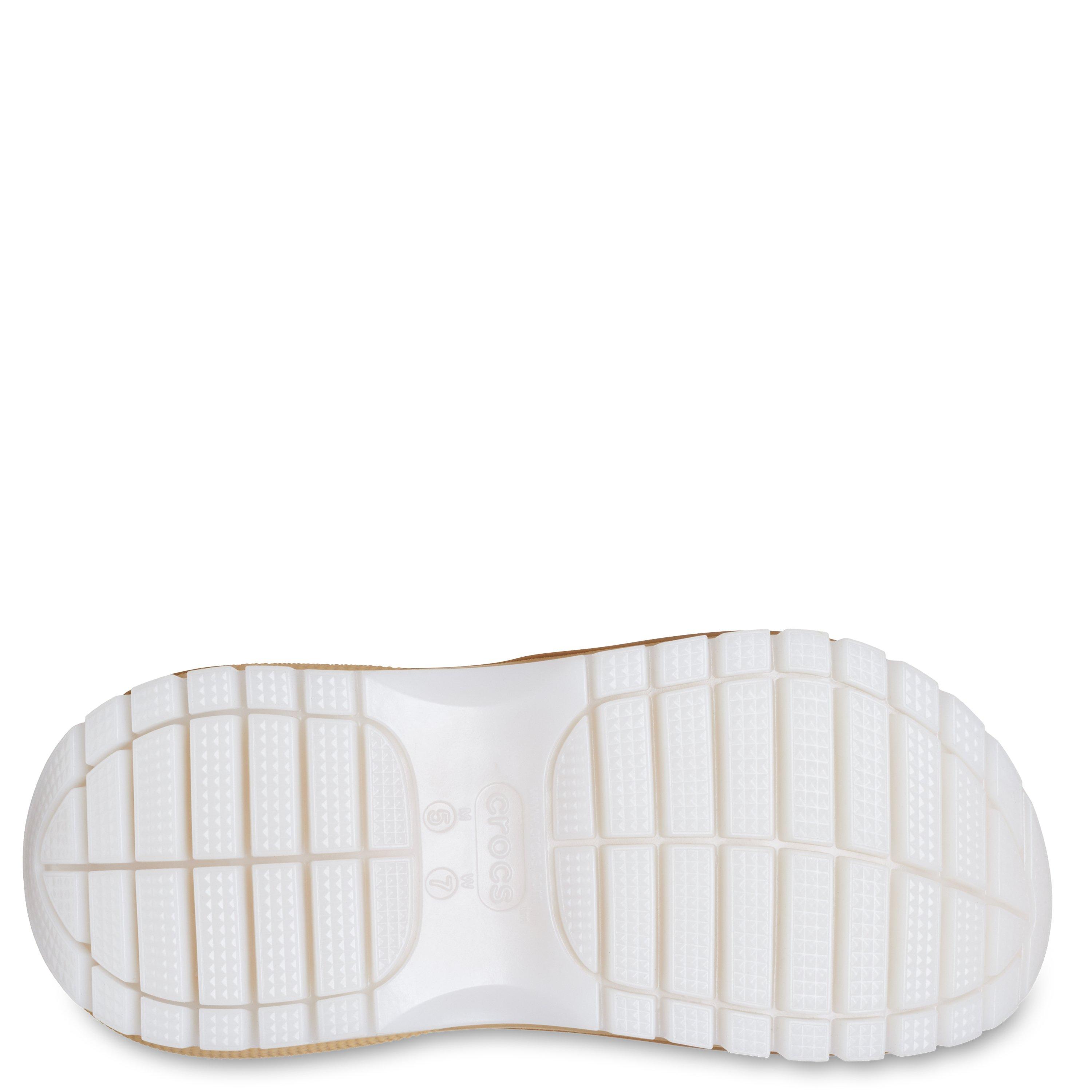 Wheat - Crocs - Classic Crush Clogs - 7