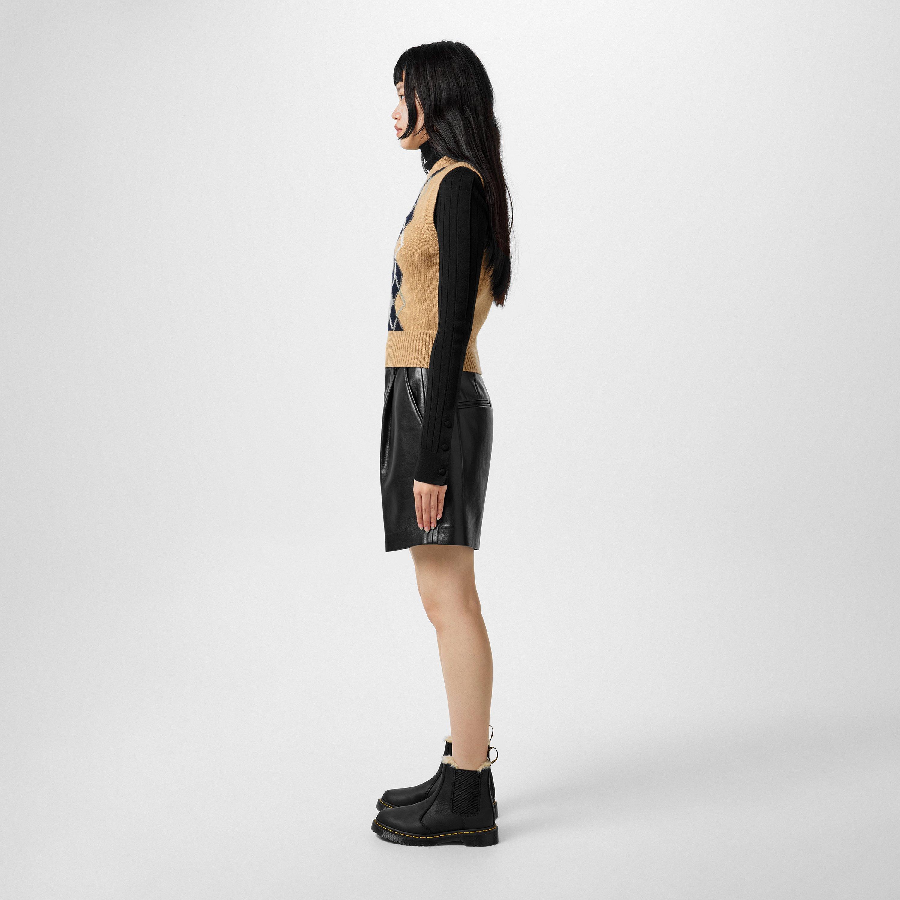 Black Wyoming - Dr Martens - 2976 Leonore Fur Lined Chelsea Boot - 8