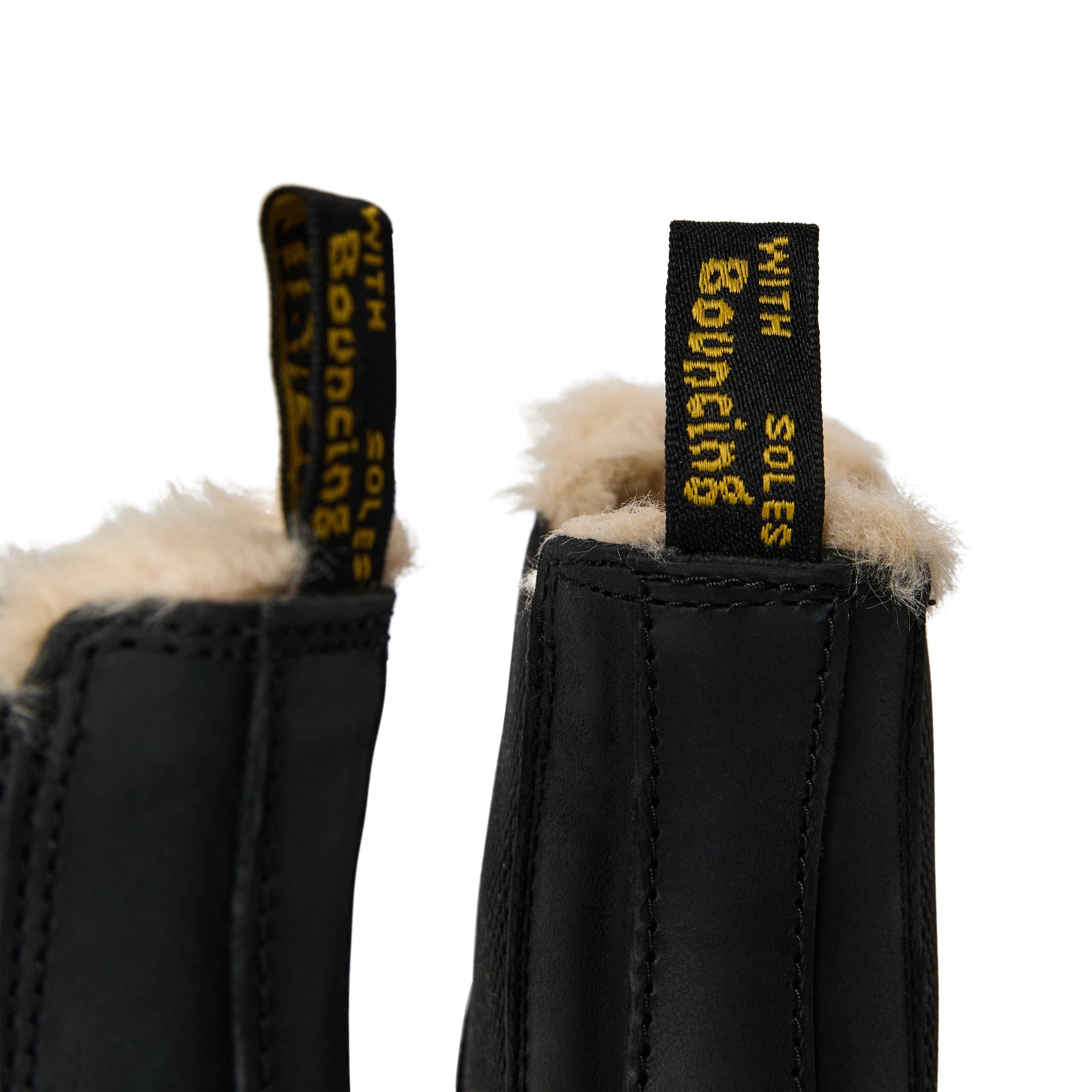 Black Wyoming - Dr Martens - 2976 Leonore Faux-Fur Lined Chelsea Boot - 3