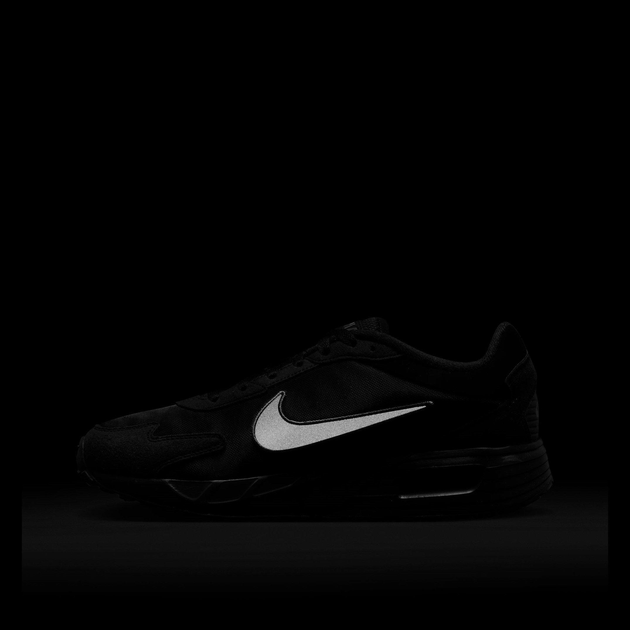 nike air max sequent all black