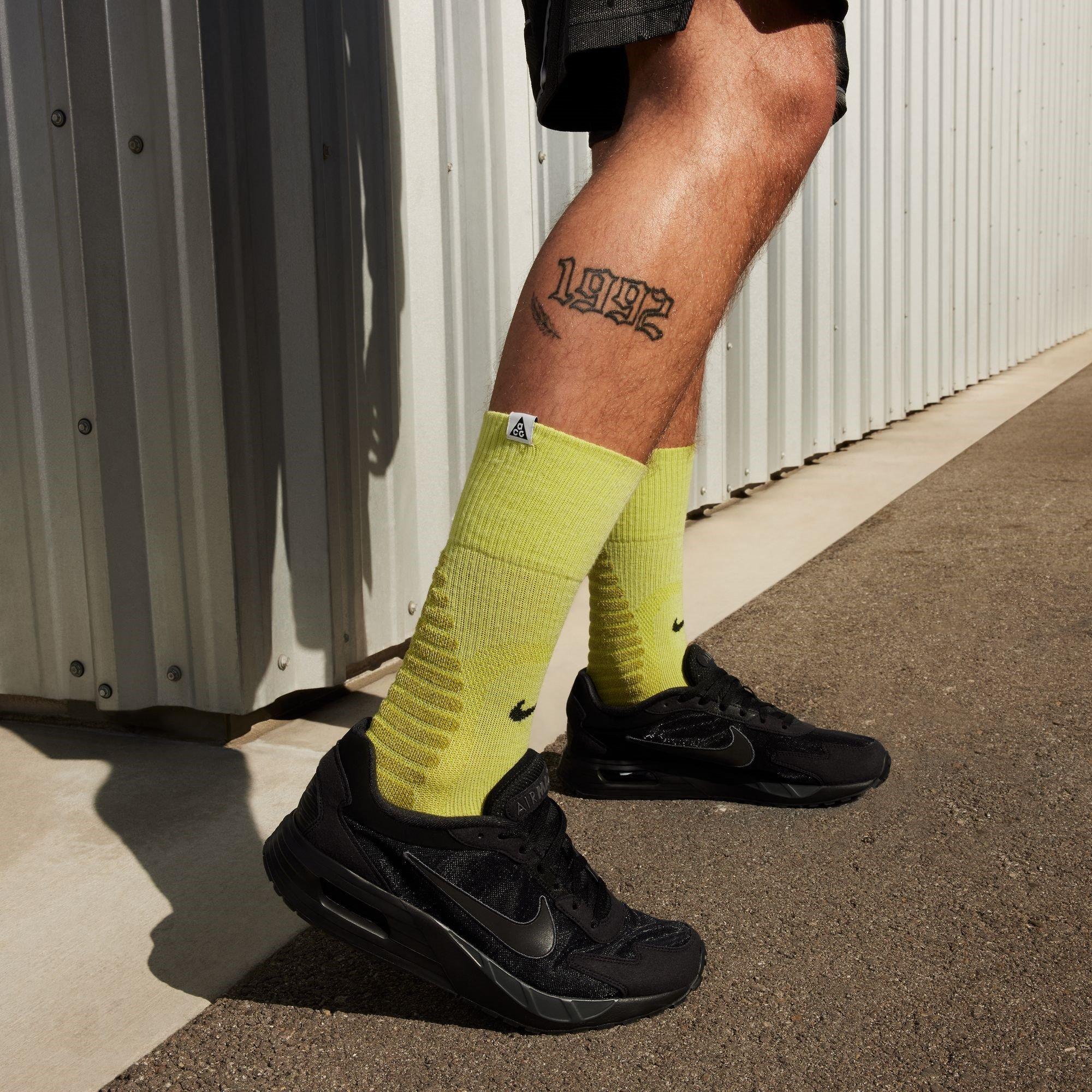 Triple Black - Nike - Air Max Solo Mens Trainers - 8