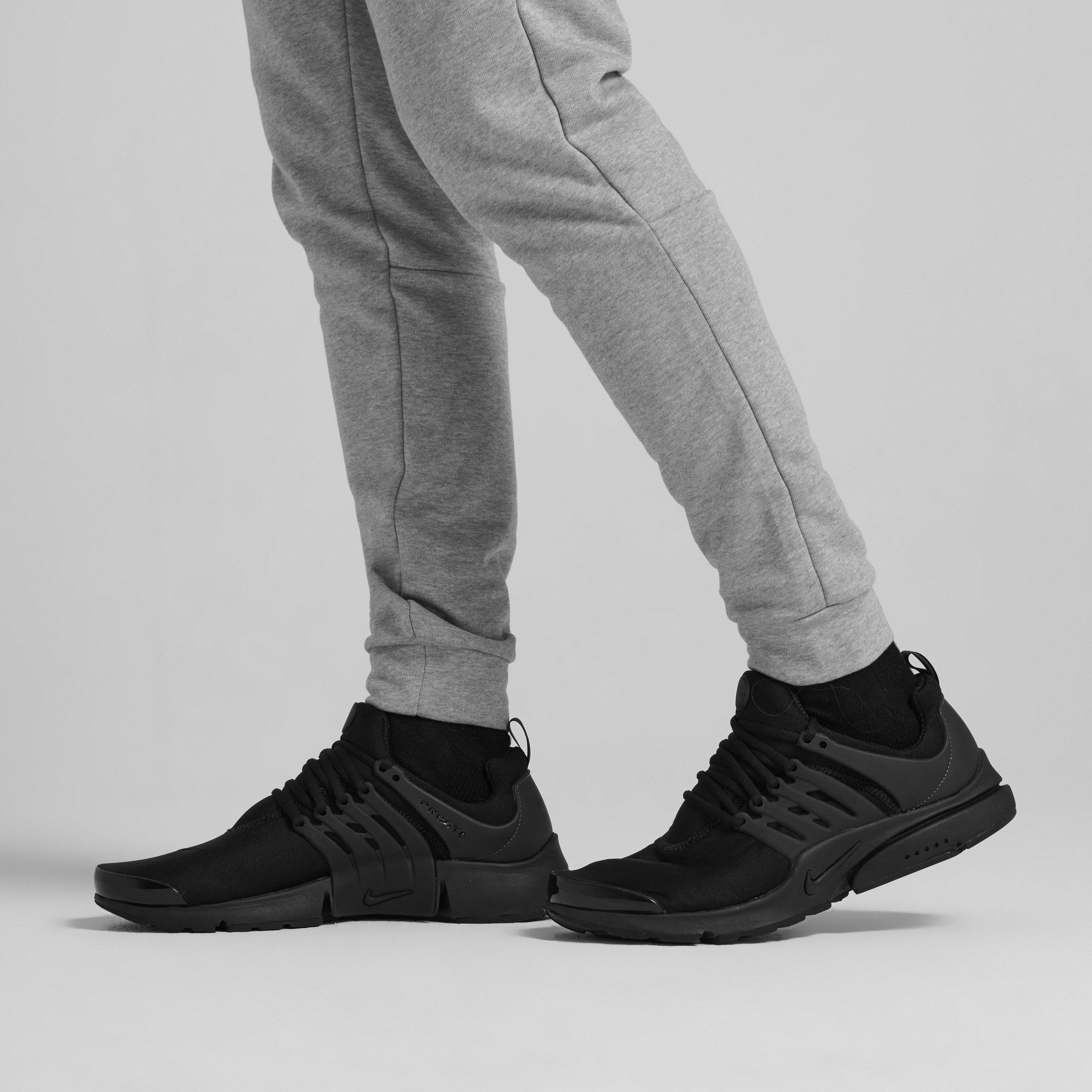 Triple Black - Nike - Air Presto Mens Trainers - 2