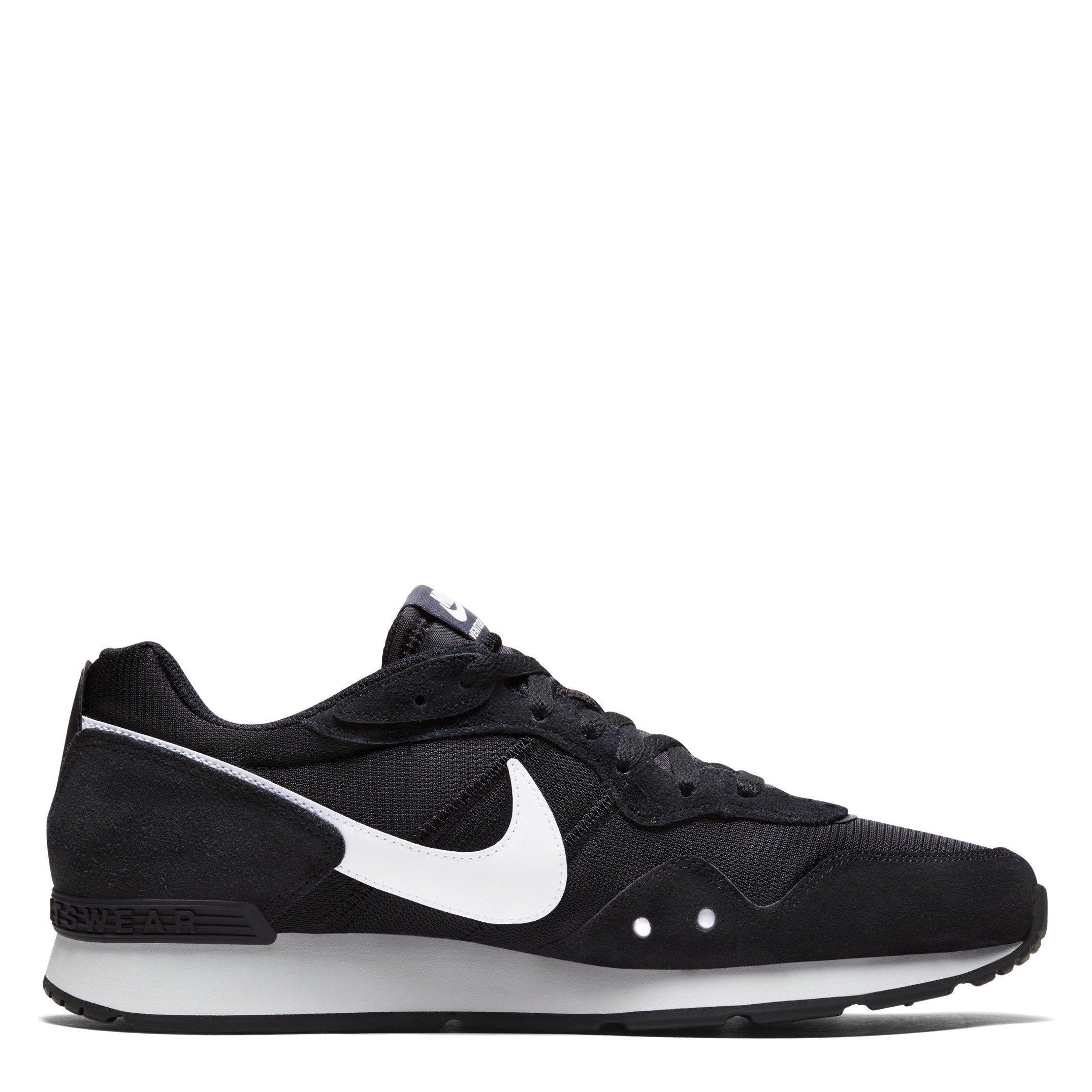 Black/White - Nike - Venture Runner Trainers Mens - 1