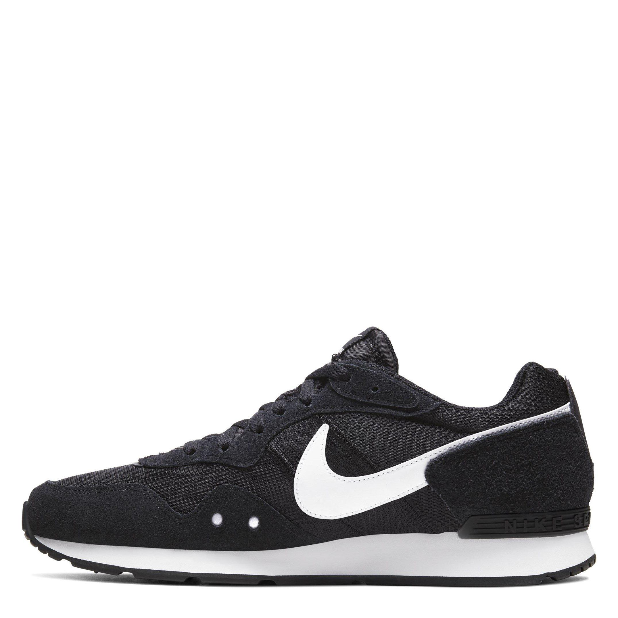 Black/White - Nike - Venture Runner Trainers Mens - 2