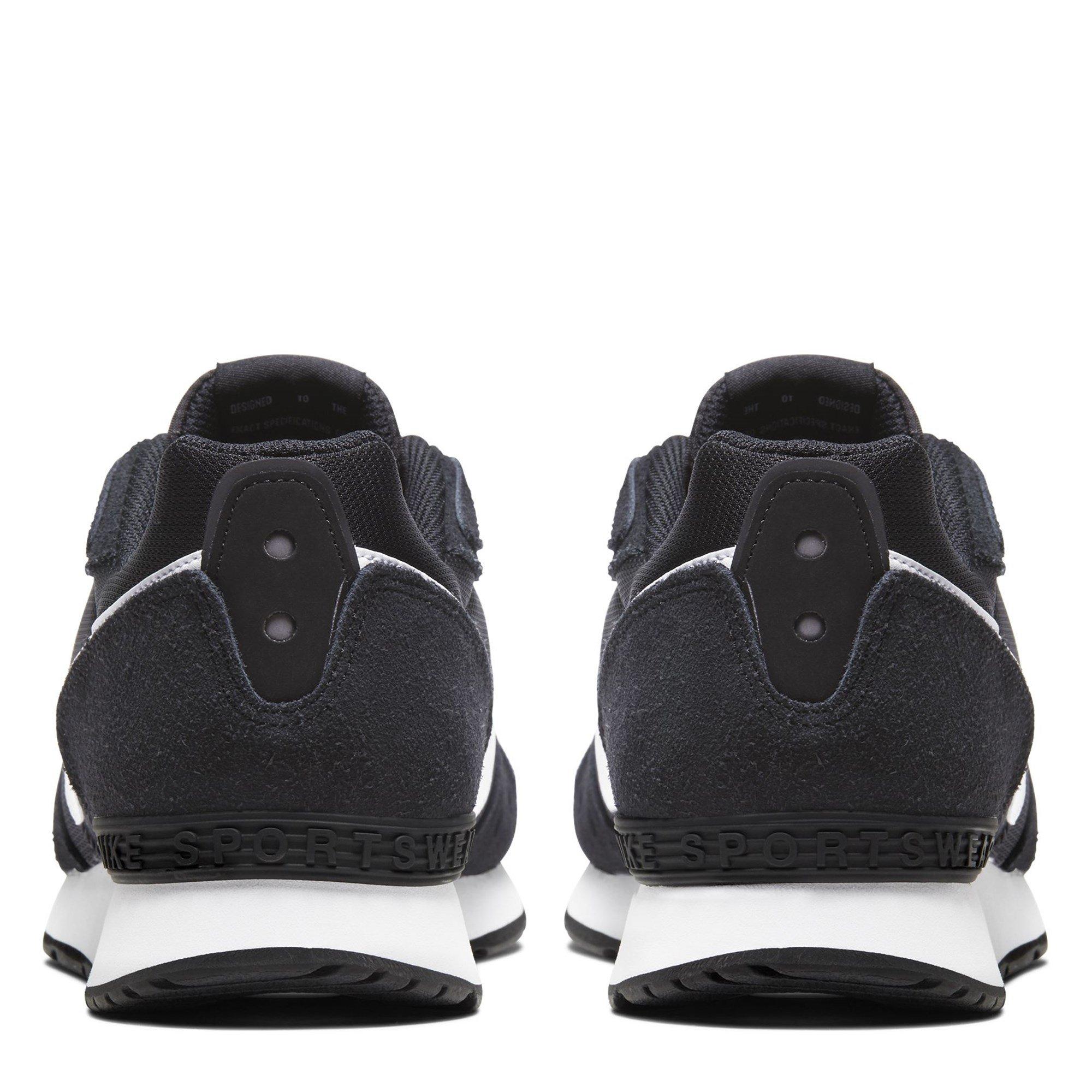 Black/White - Nike - Venture Runner Trainers Mens - 4