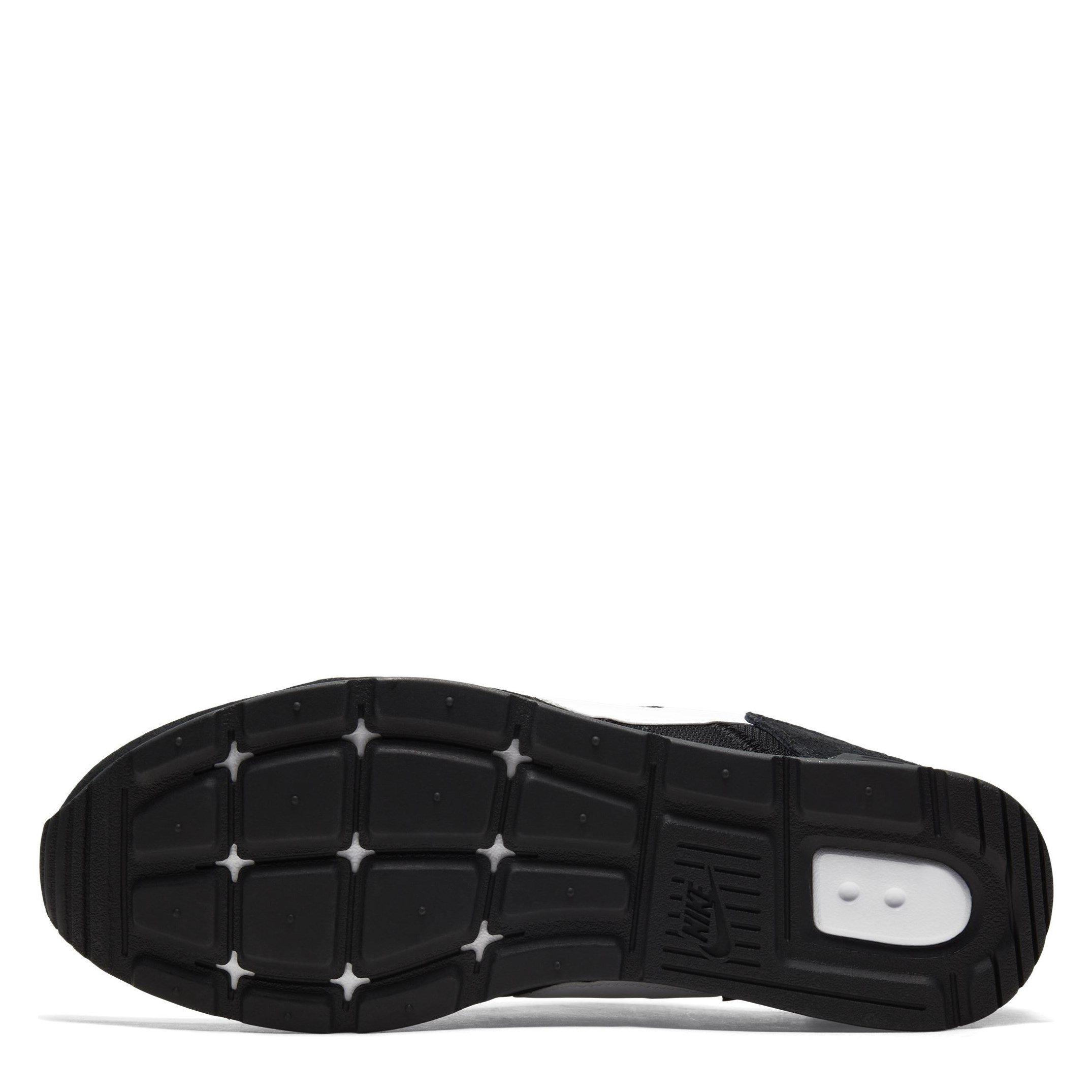 Black/White - Nike - Venture Runner Trainers Mens - 6