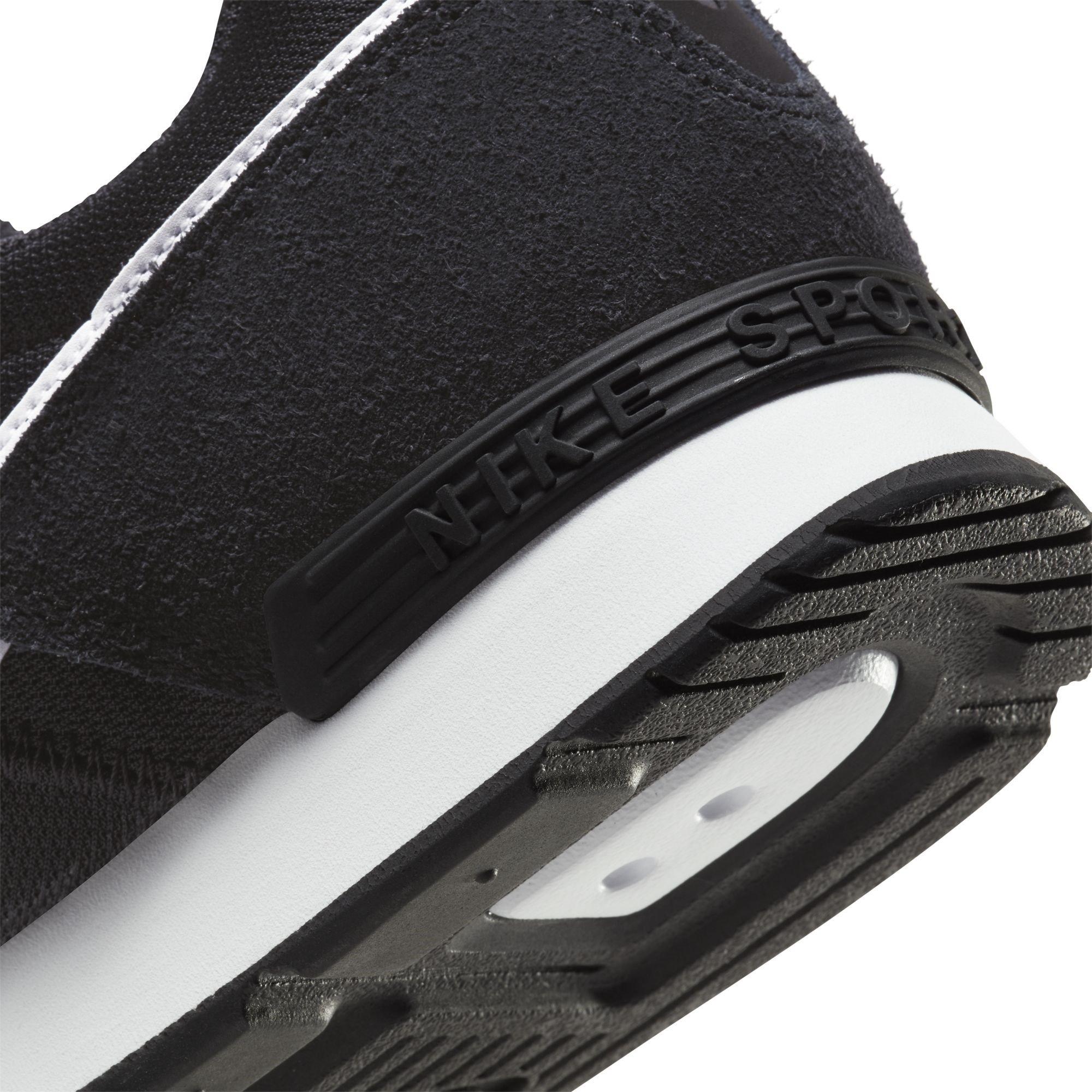 Black/White - Nike - Venture Runner Trainers Mens - 8