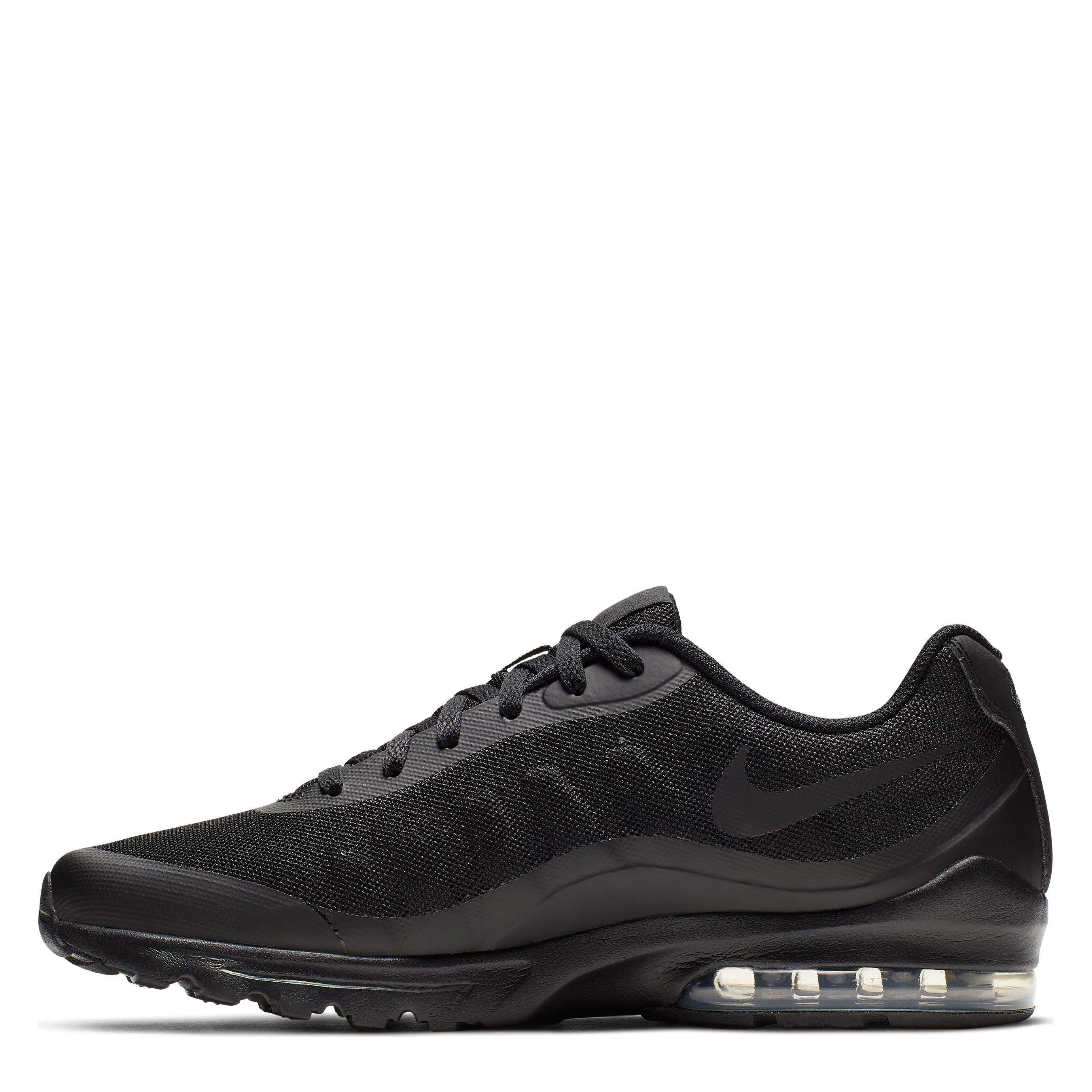 Zwart/Zwart - Nike - Air Max Invigor Trainers Mens - 3
