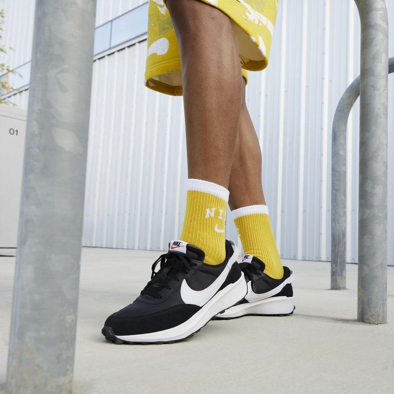 Noir/Blanc - Nike - Nike Skateboarding is set to debut their latest Nike SB Prism Pink - 9