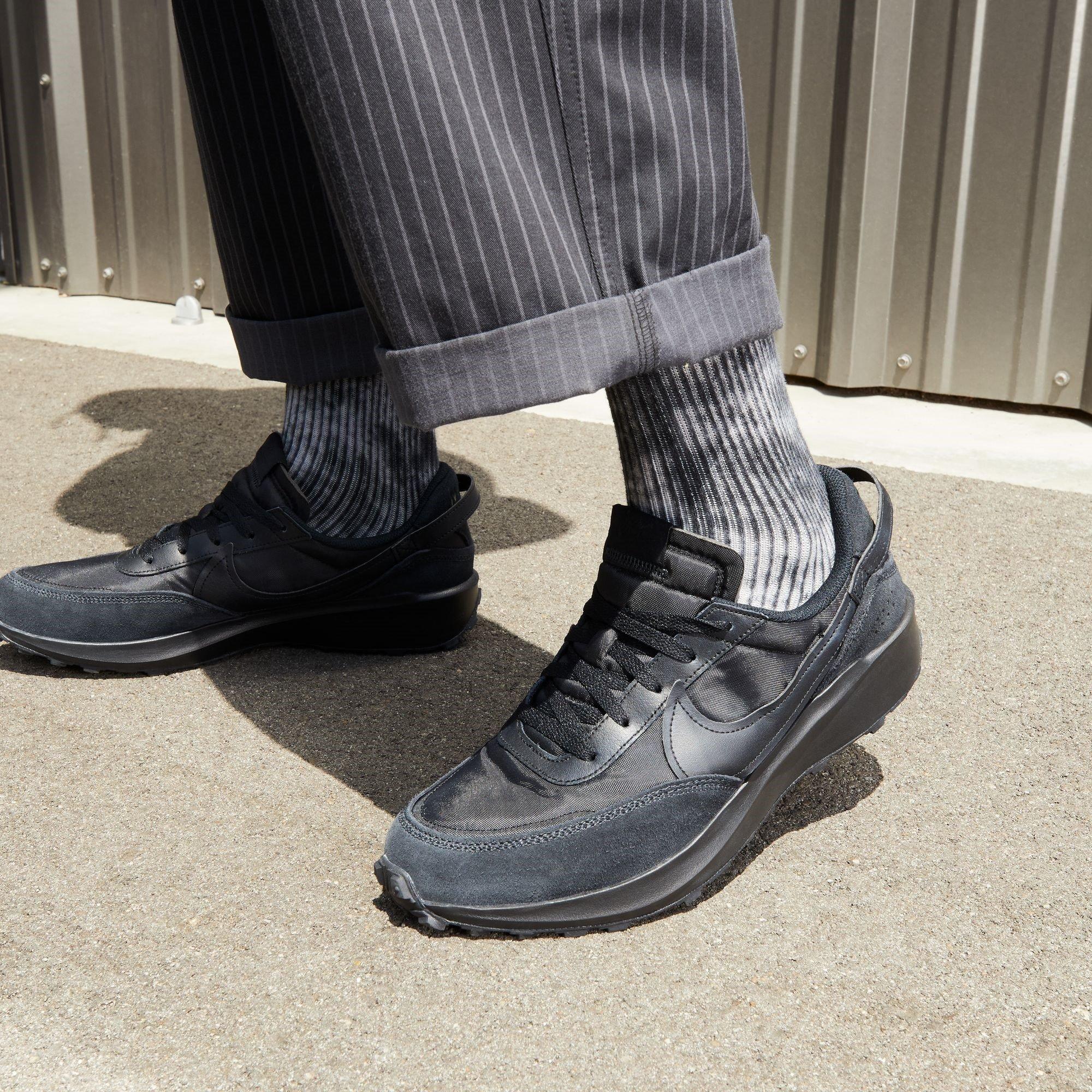 Triplo Preto - Nike - Waffle Debut Men's Trainers - 7