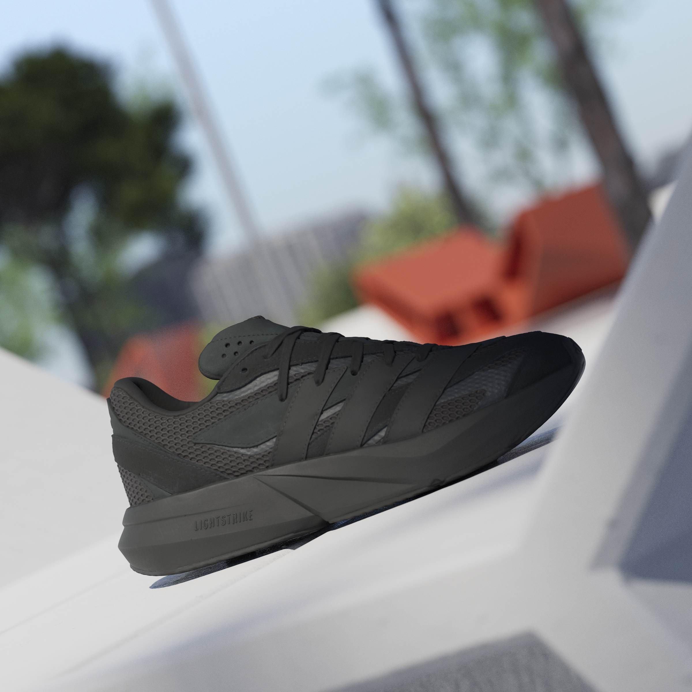 Black/Carbon - adidas - Lightblaze Trainers - 11