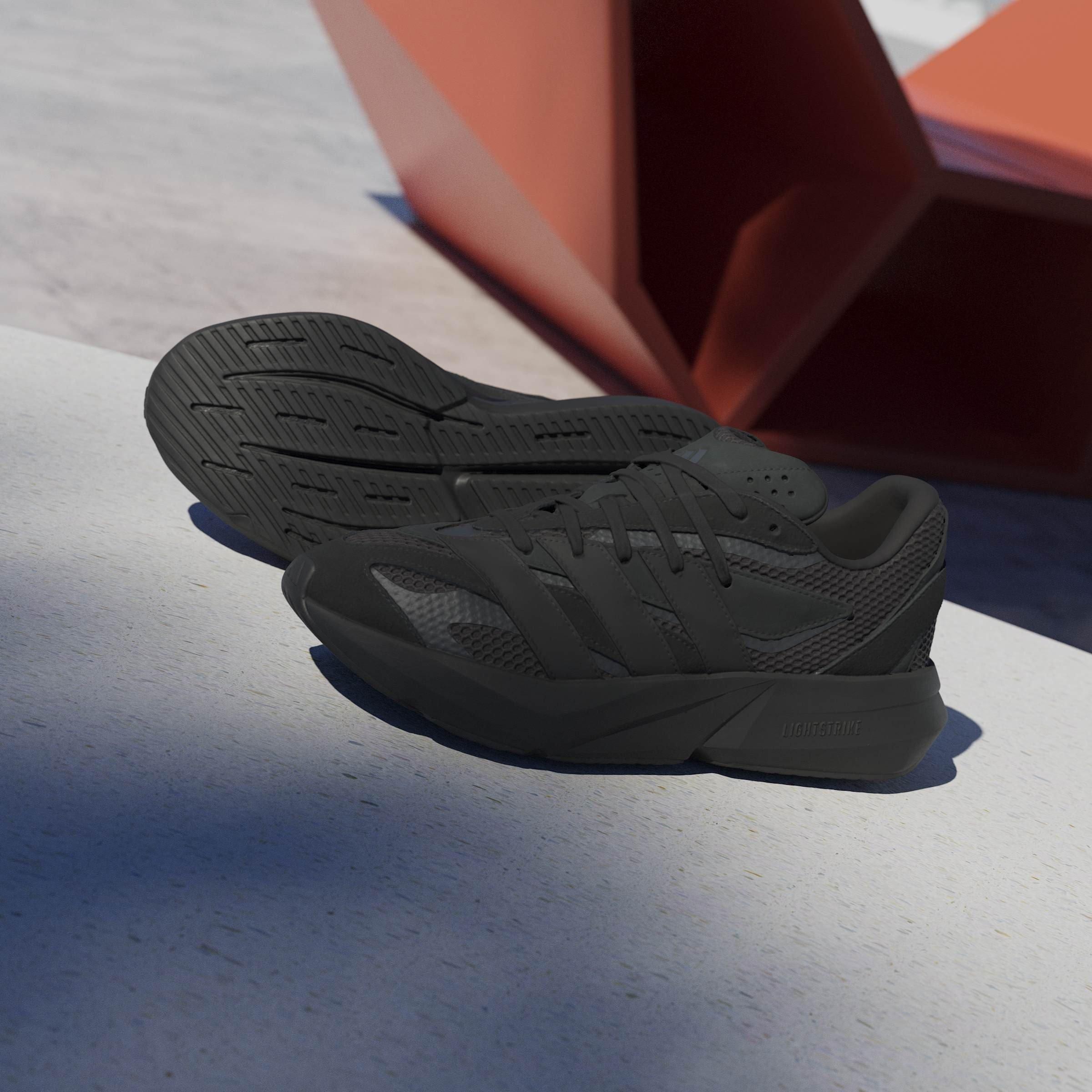 Black/Carbon - adidas - Lightblaze Trainers - 12