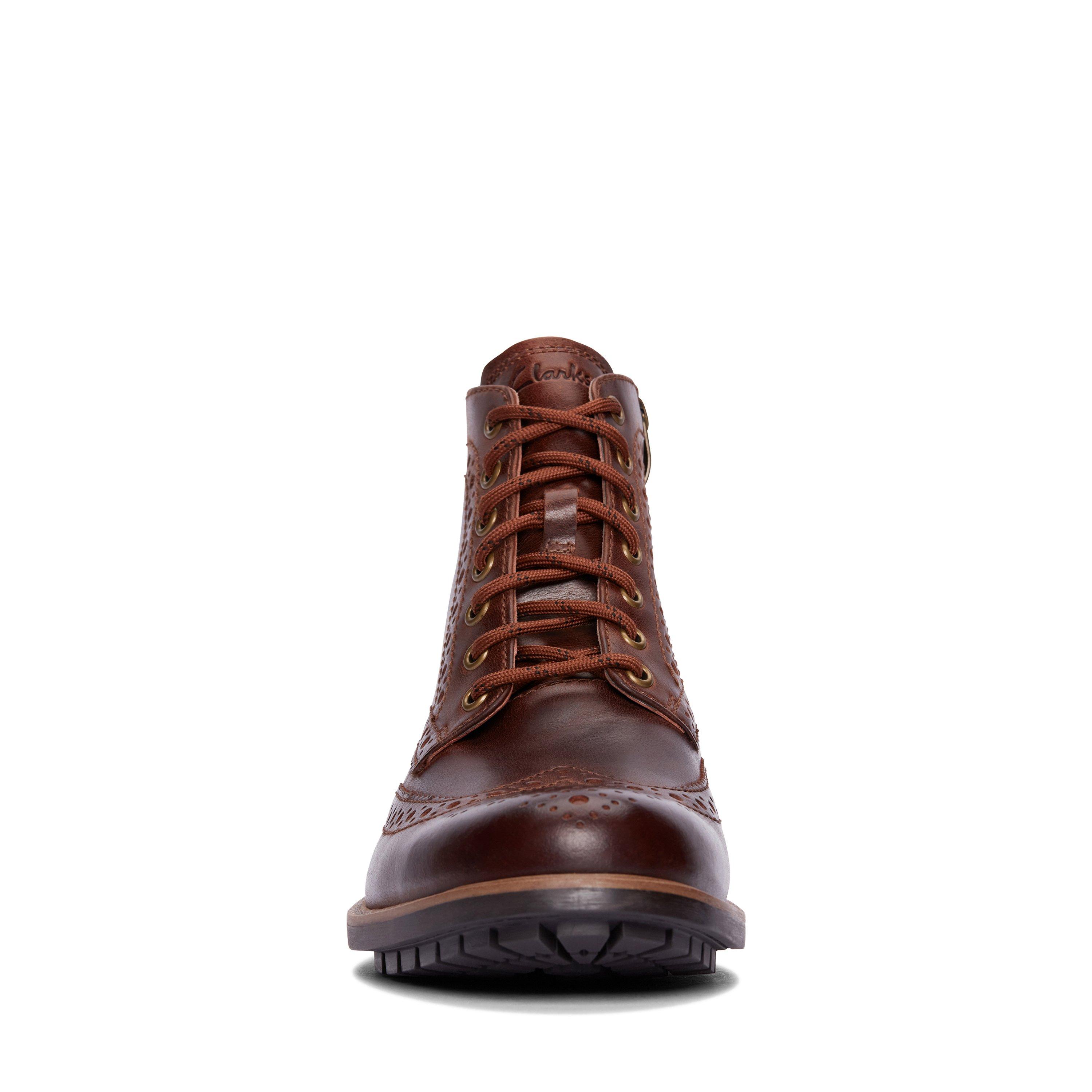 Bruin Leer - Clarks - Men's Westcombe Brogue Boots - 3