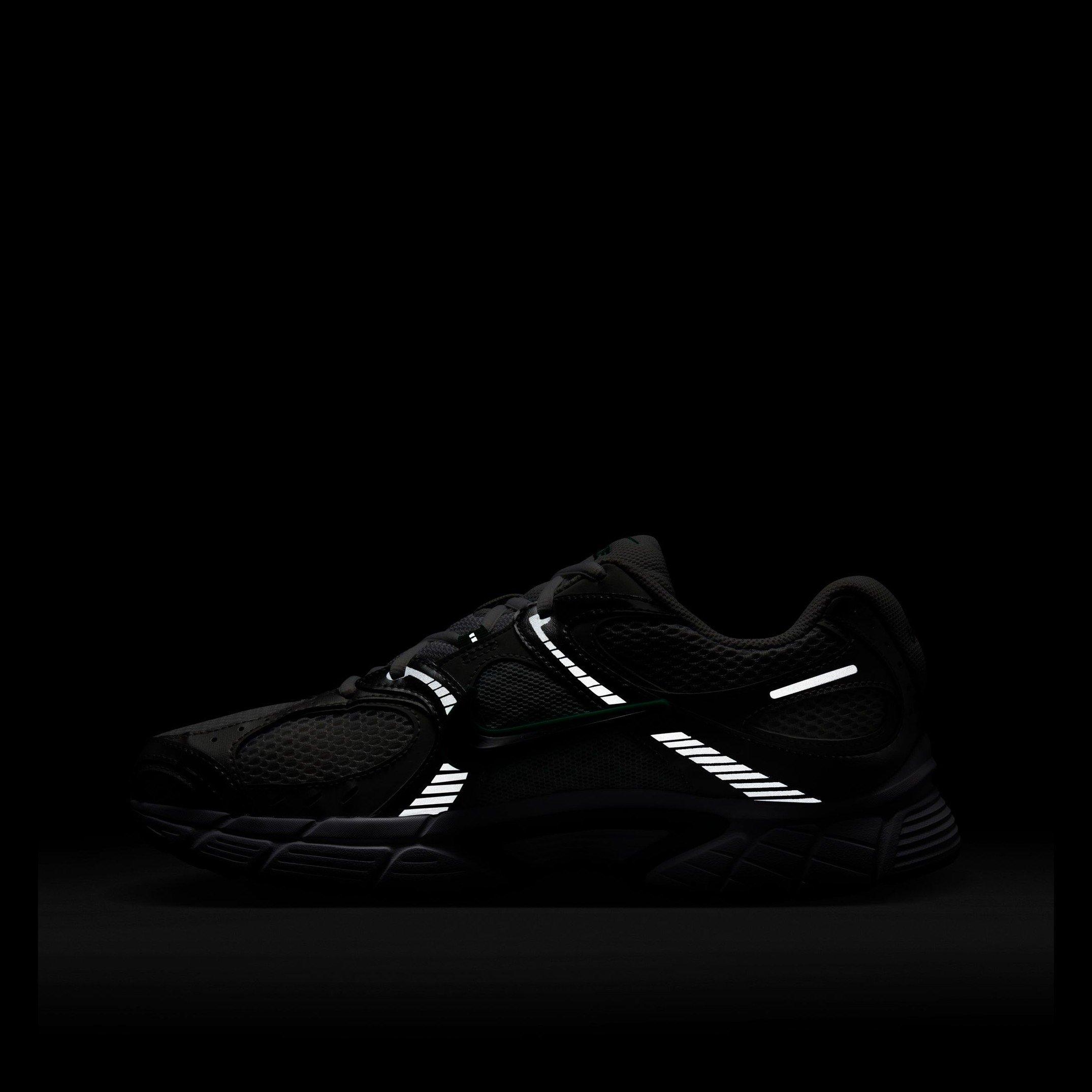 White/Black - Nike - V5 RNR Mens Shoes - 12