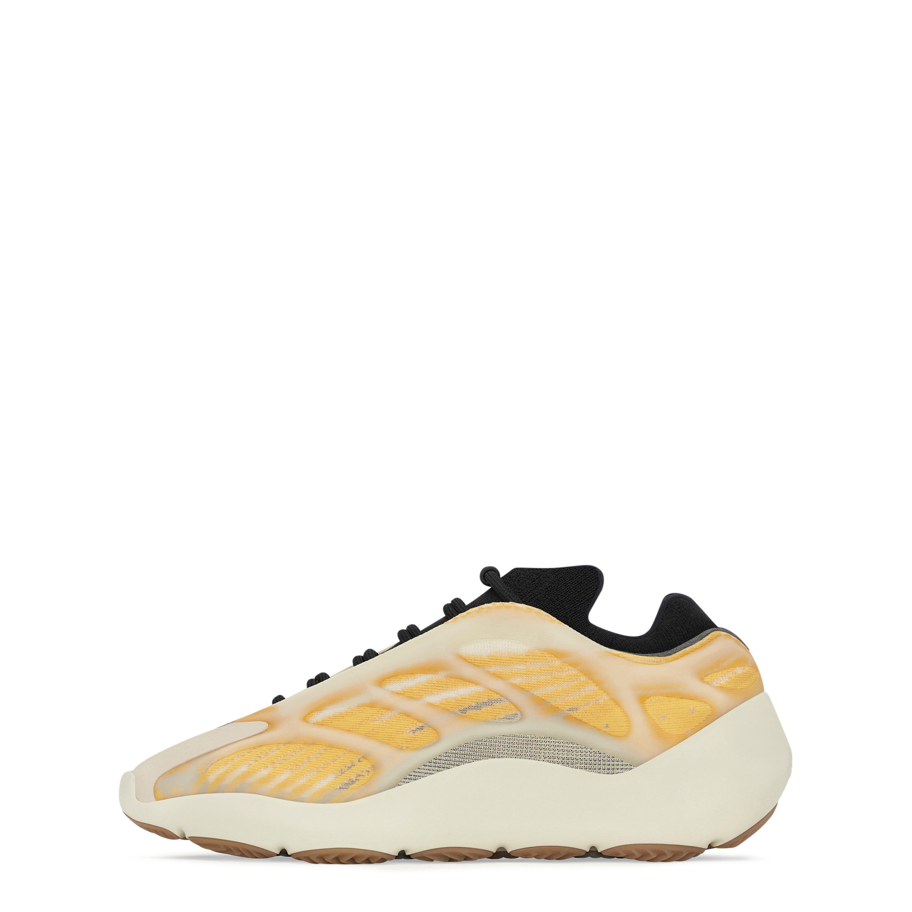 Yeezy a 700 v3 Mono Safflower Sneakers Podisti Sports Direct