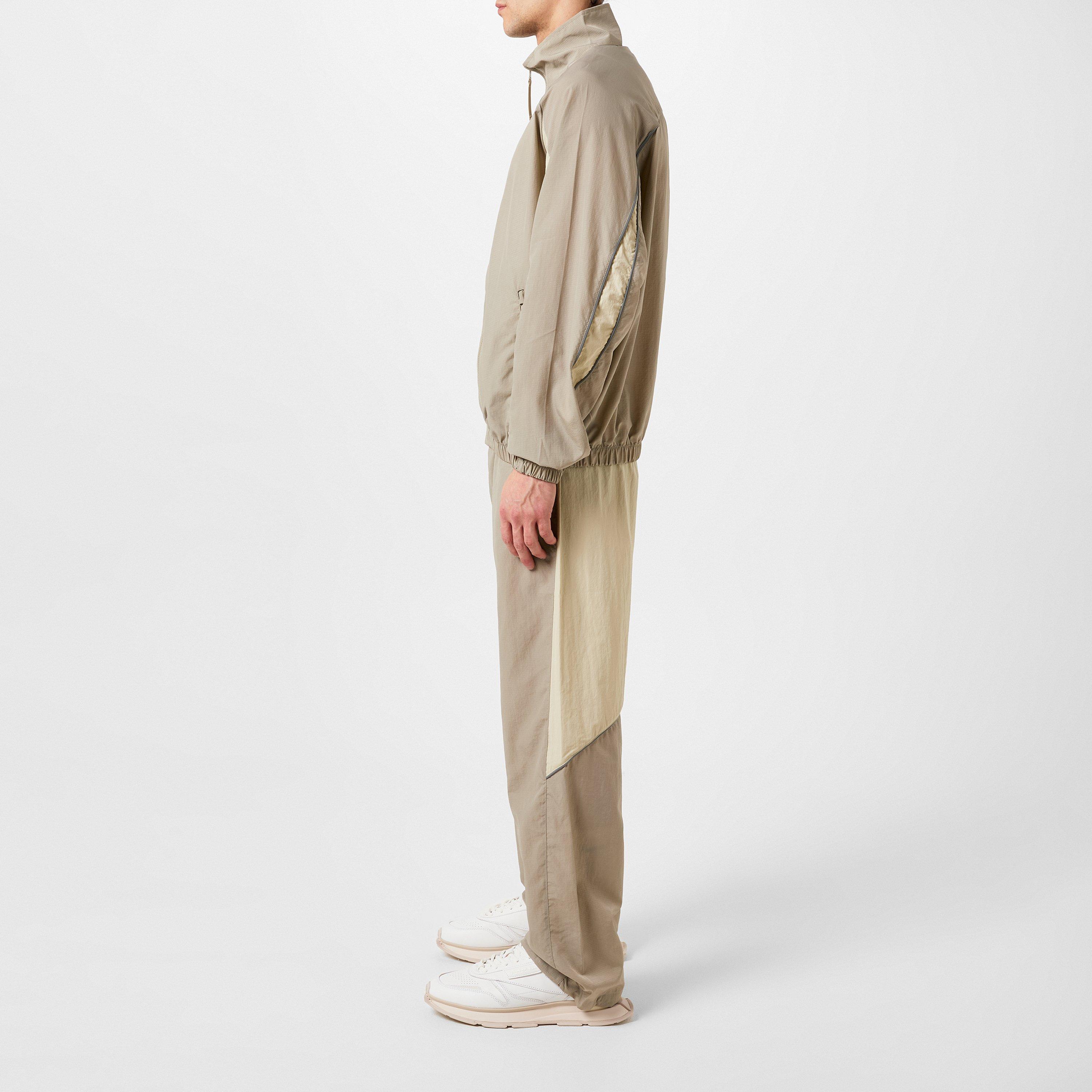 White - Reebok - Classic Leather Ltd Sneakers - 6