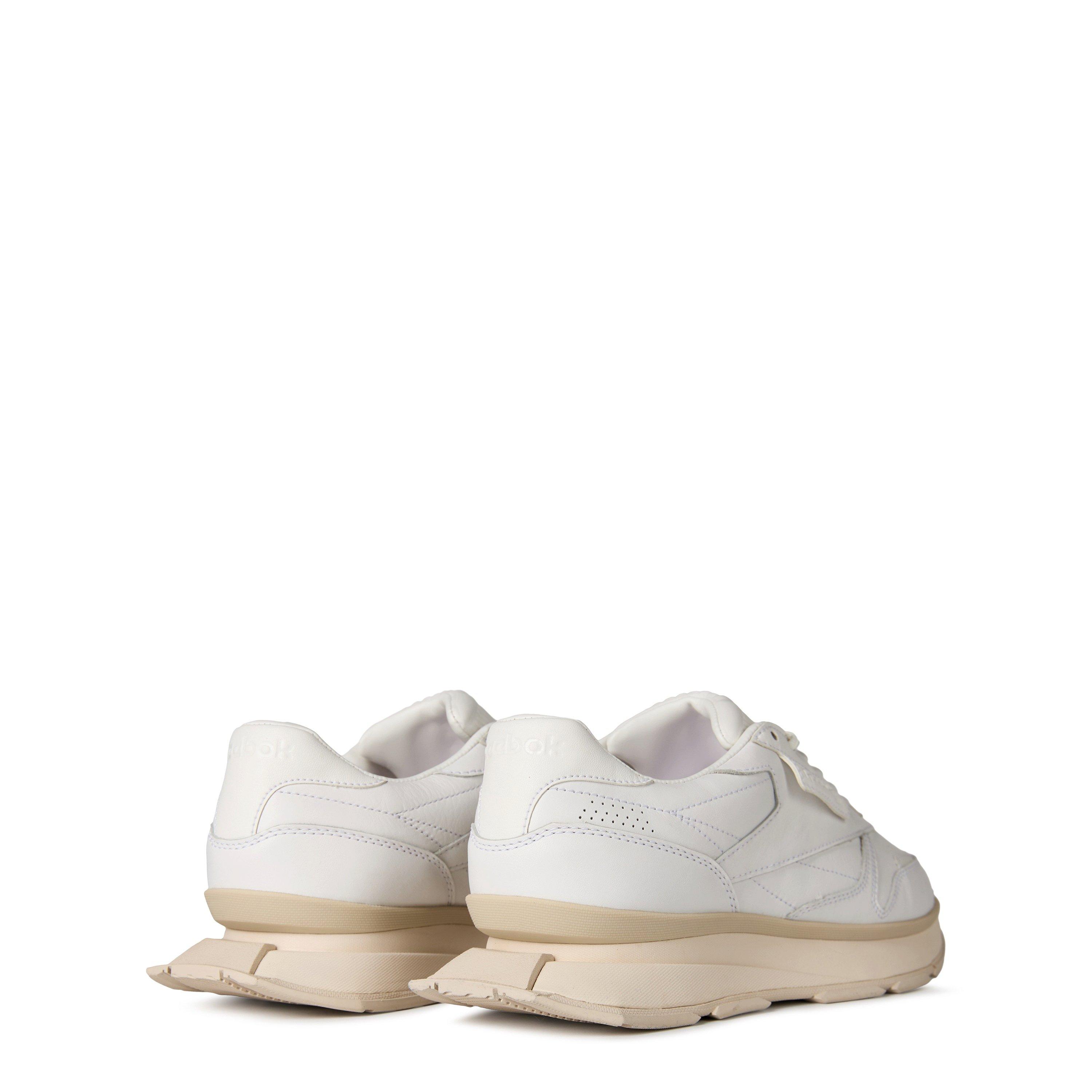 White - Reebok - Classic Leather Ltd Sneakers - 9