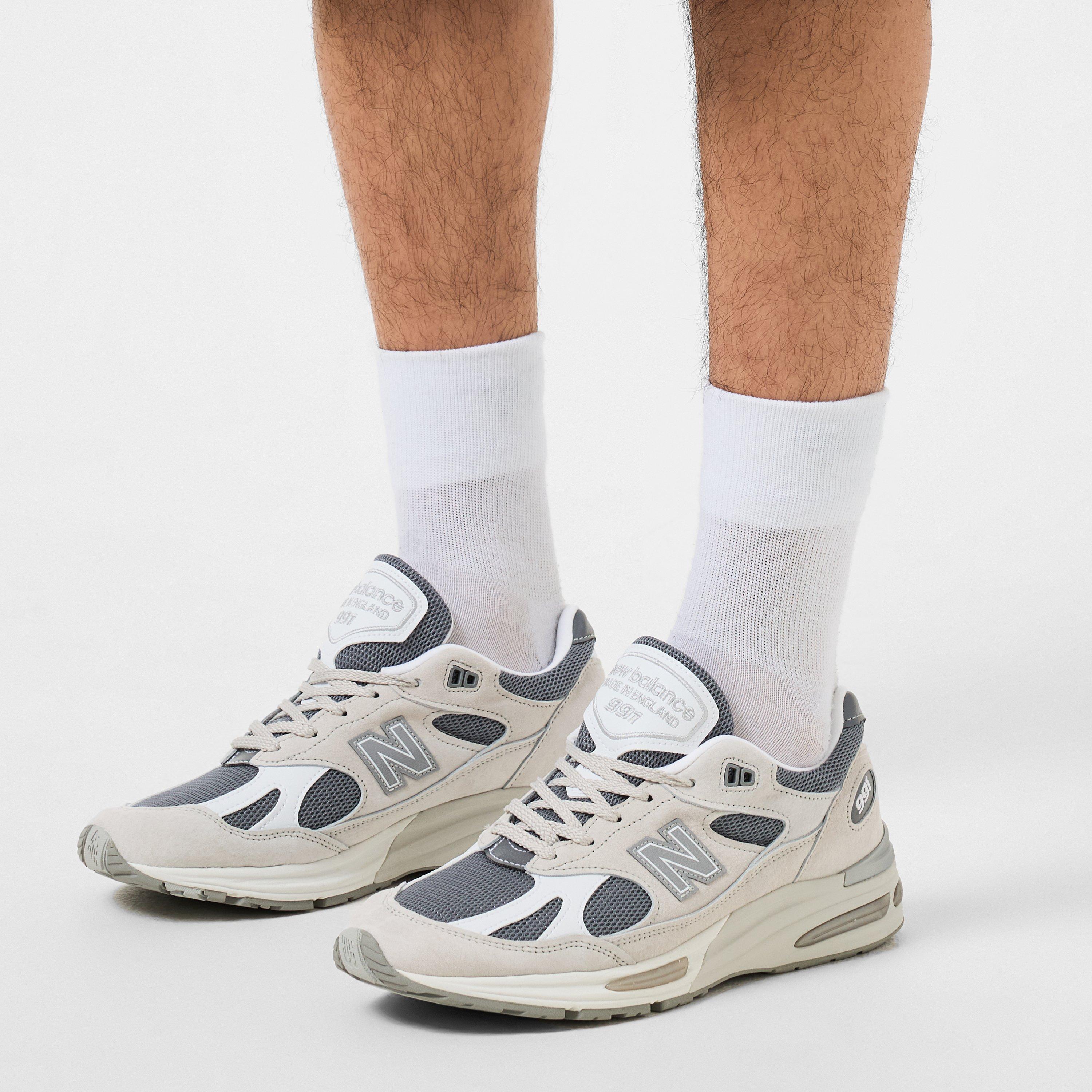 Nimbus Cloud - New Balance - 991v2 Runners - 2