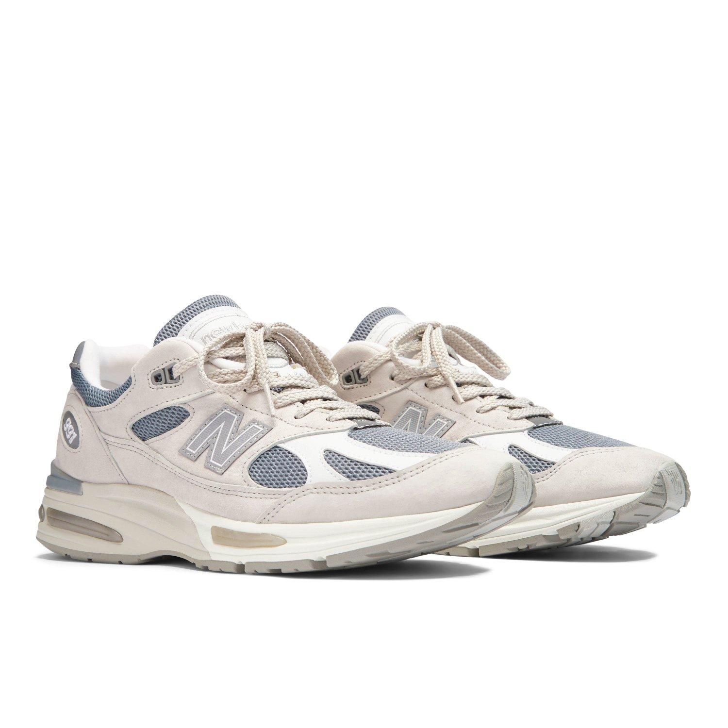 Nimbus Cloud - New Balance - 991v2 Runners - 4