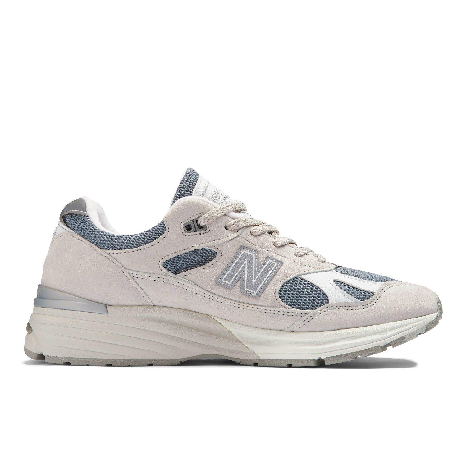 Nimbus Cloud - New Balance - 991v2 Runners - 9
