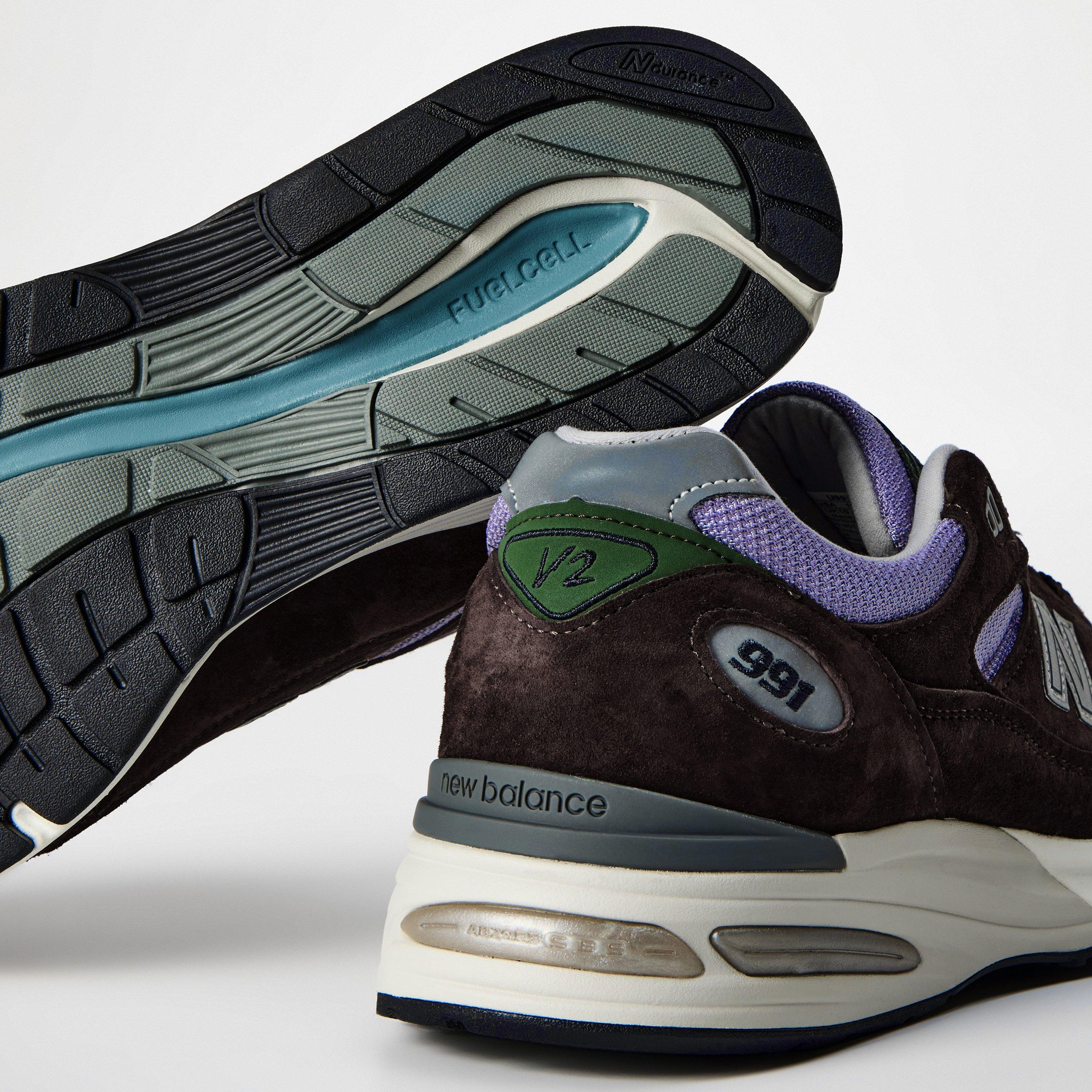 Licorice BP2 - New Balance - 991v2 Runners - 4
