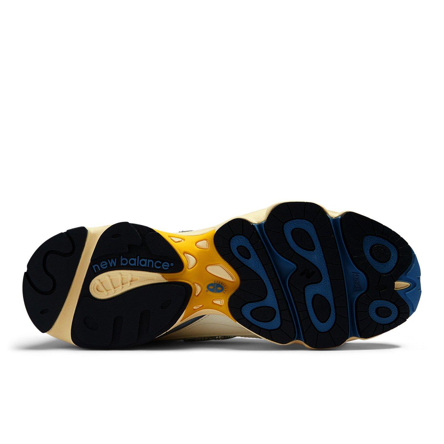 Sea Salt - New Balance - Nb 1000 Sneakers - 5