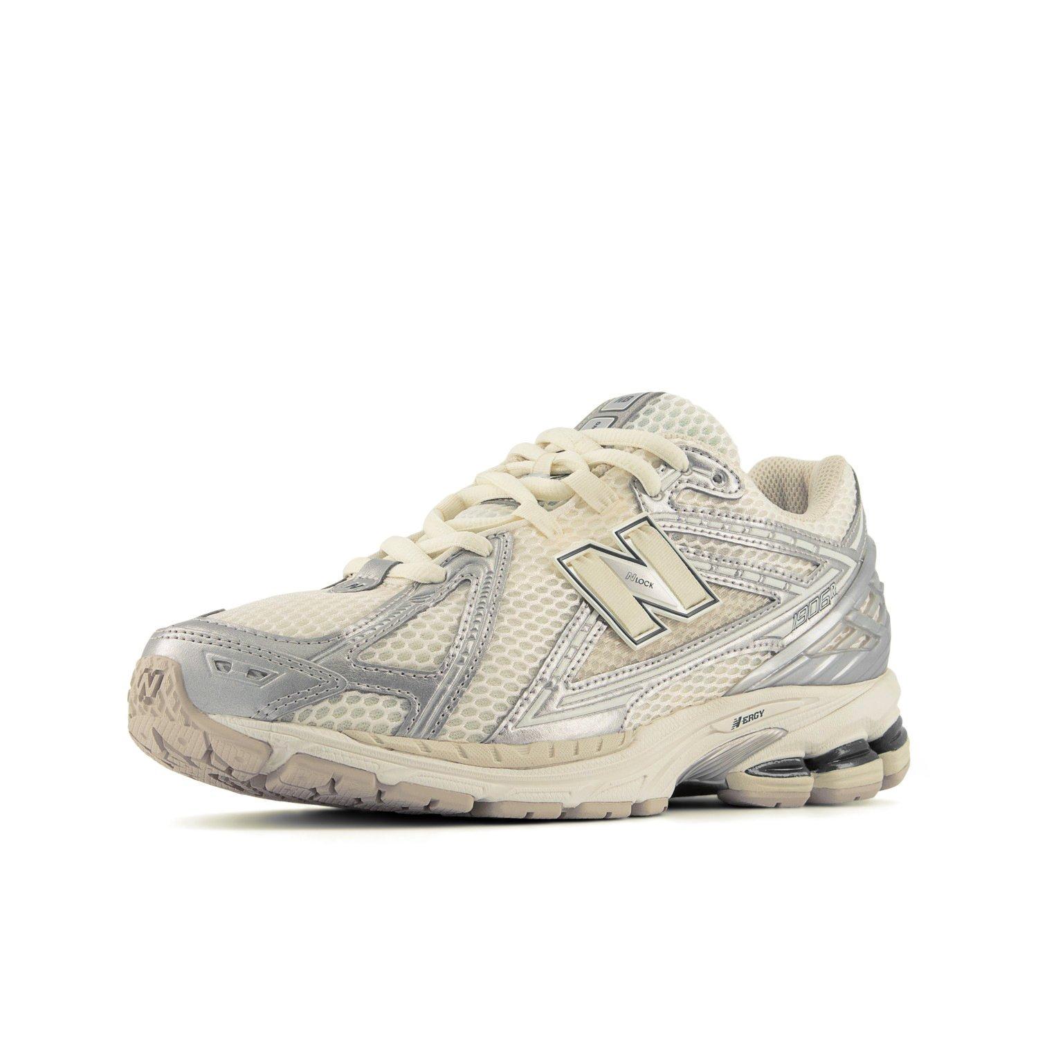 Silver Met - New Balance - New Balance 1906 Trainers Womens - 8