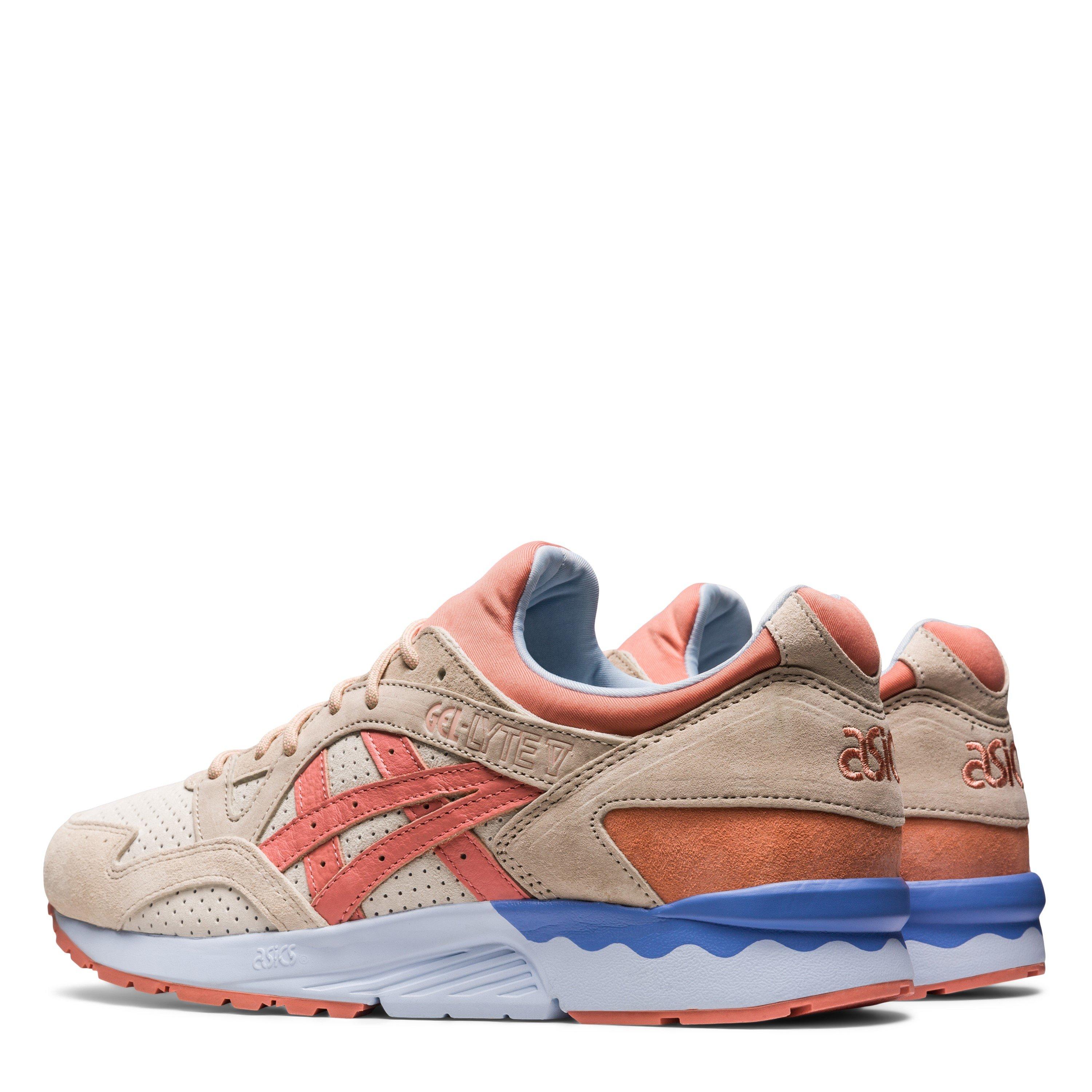 Creme/Lachs - Asics - Gel Lyte V Casual Low-Top Trainers - 5